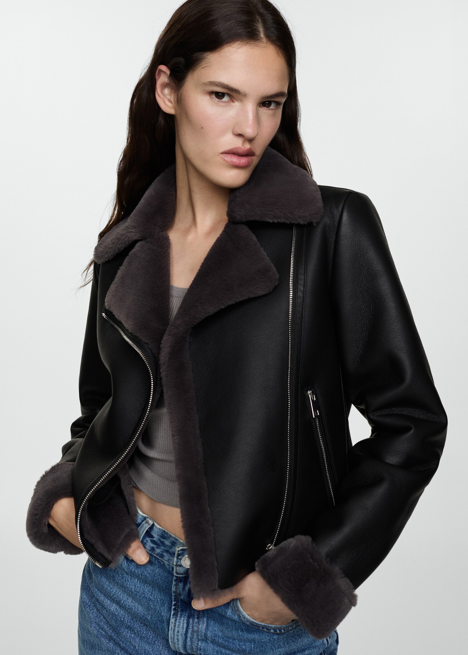 Veste double face simili-cuir - Plan moyen