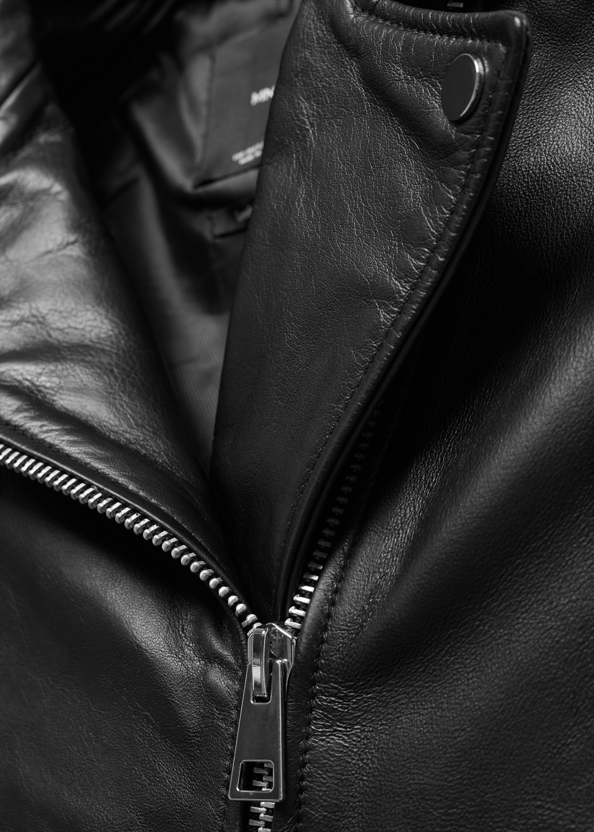 Leather biker jacket - Details of the article 8
