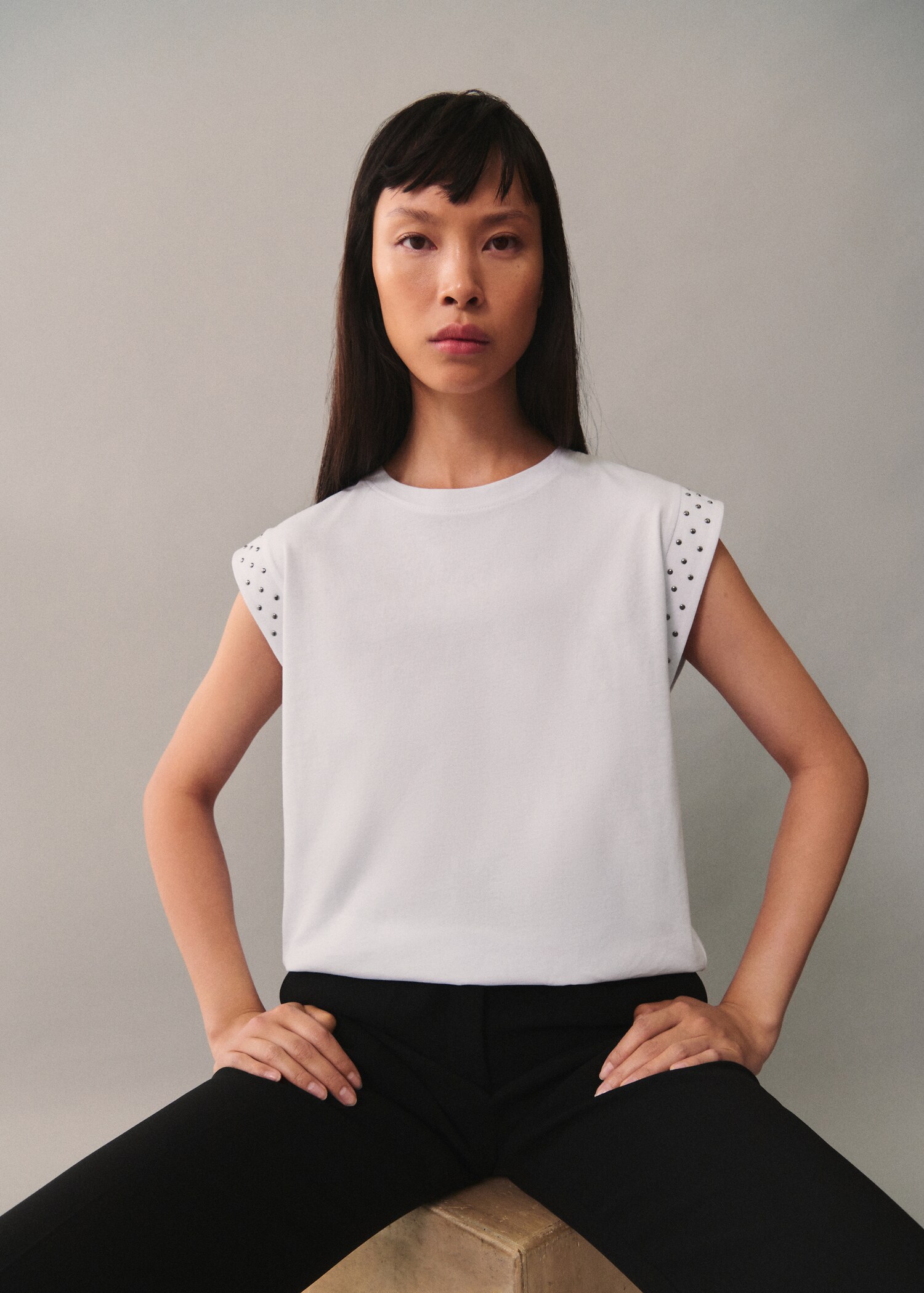 Studded sleeveless T-shirt - Medium plane