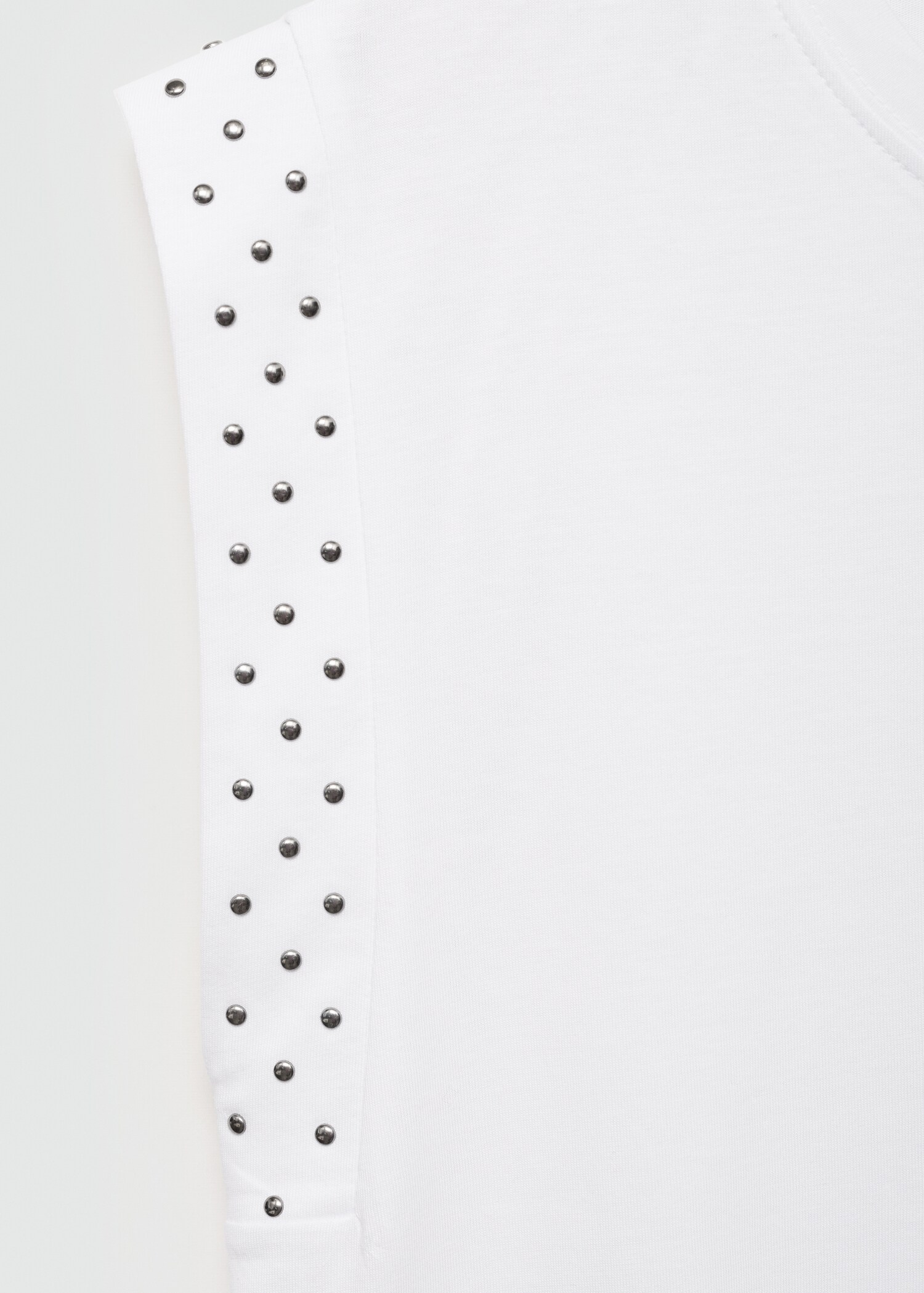 Studded sleeveless T-shirt - Details of the article 8