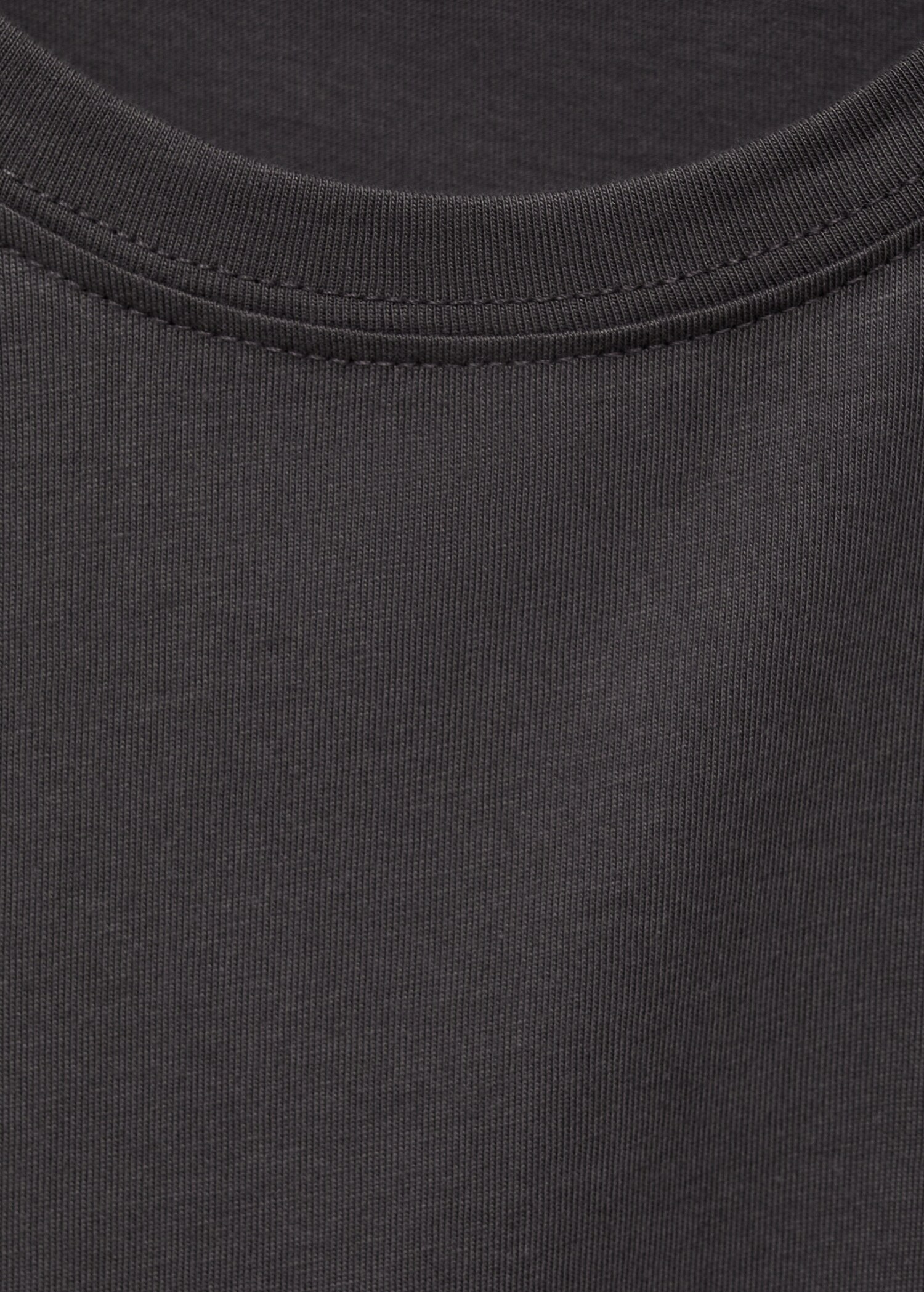 Studded sleeveless T-shirt - Details of the article 0