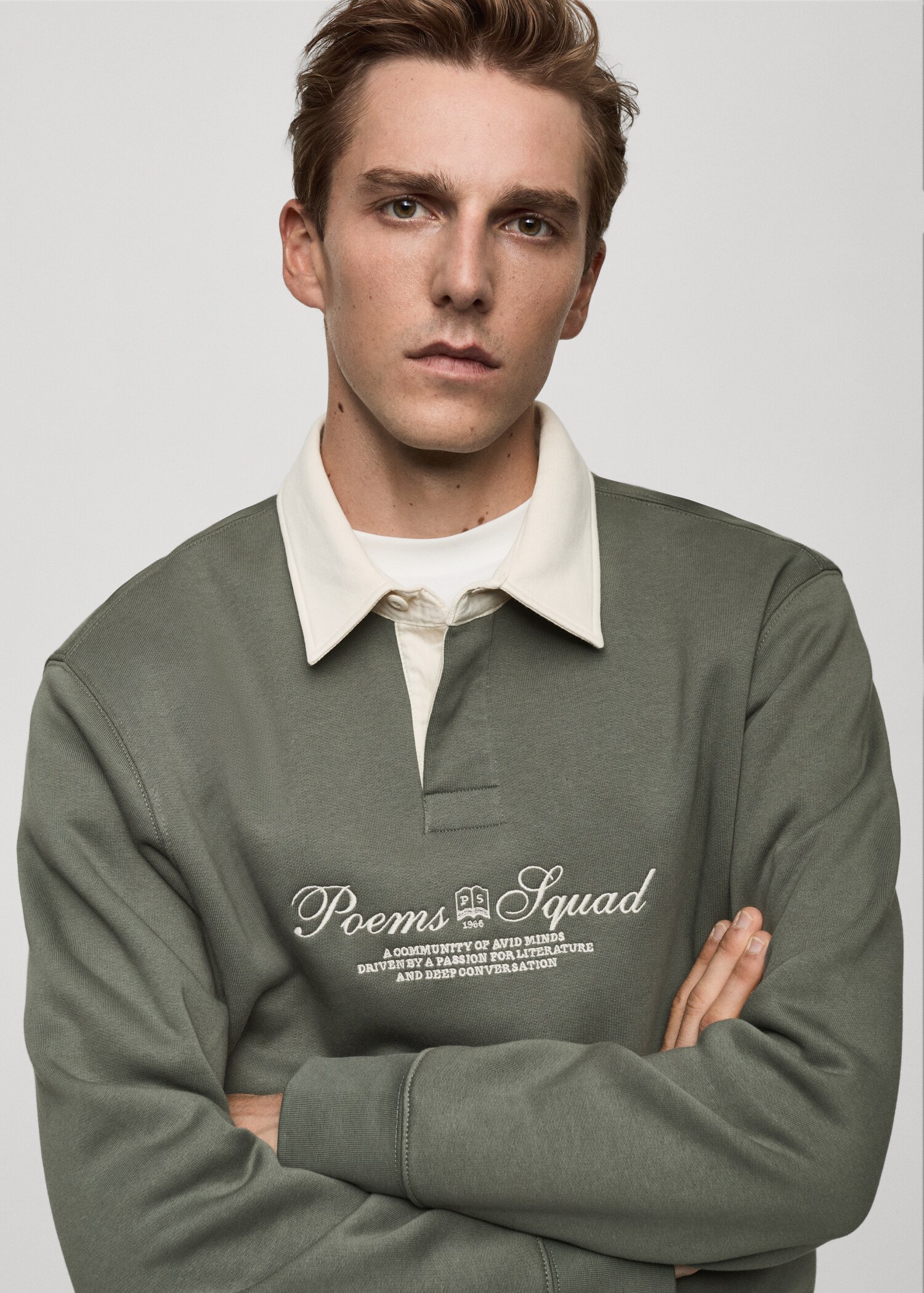 Polo sweatshirt with front text - Details of the article 1