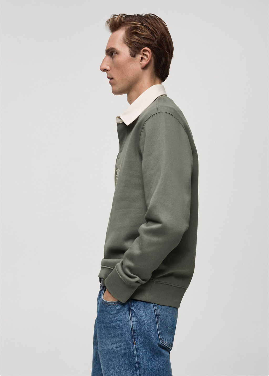 Polo sweatshirt with front text