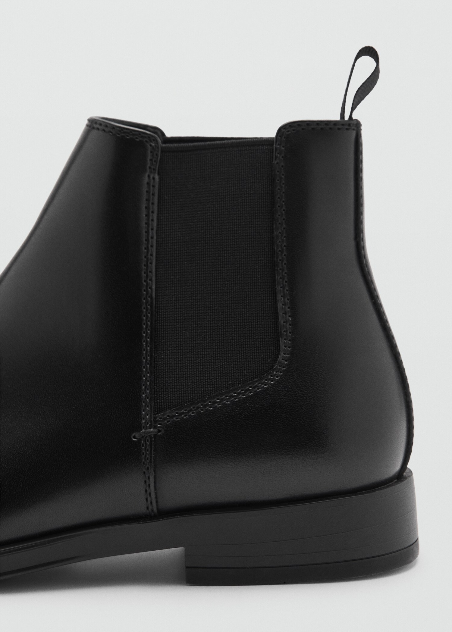Leather-effect chelsea ankle boots - Details of the article 1