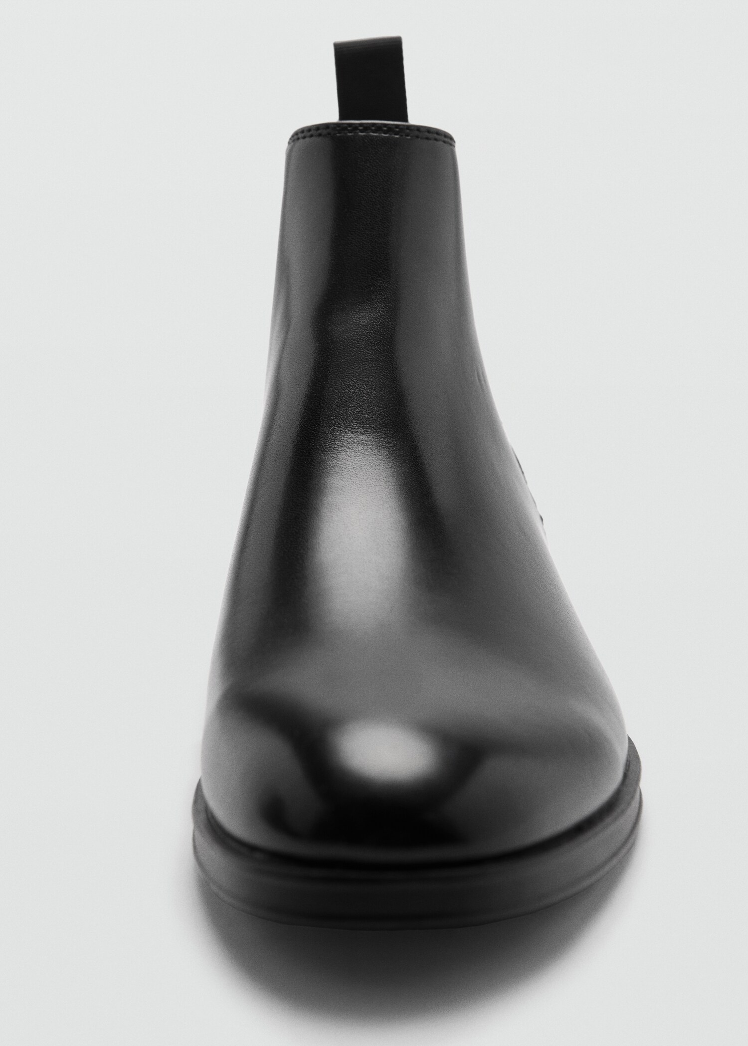 Leather-effect chelsea ankle boots - Details of the article 2