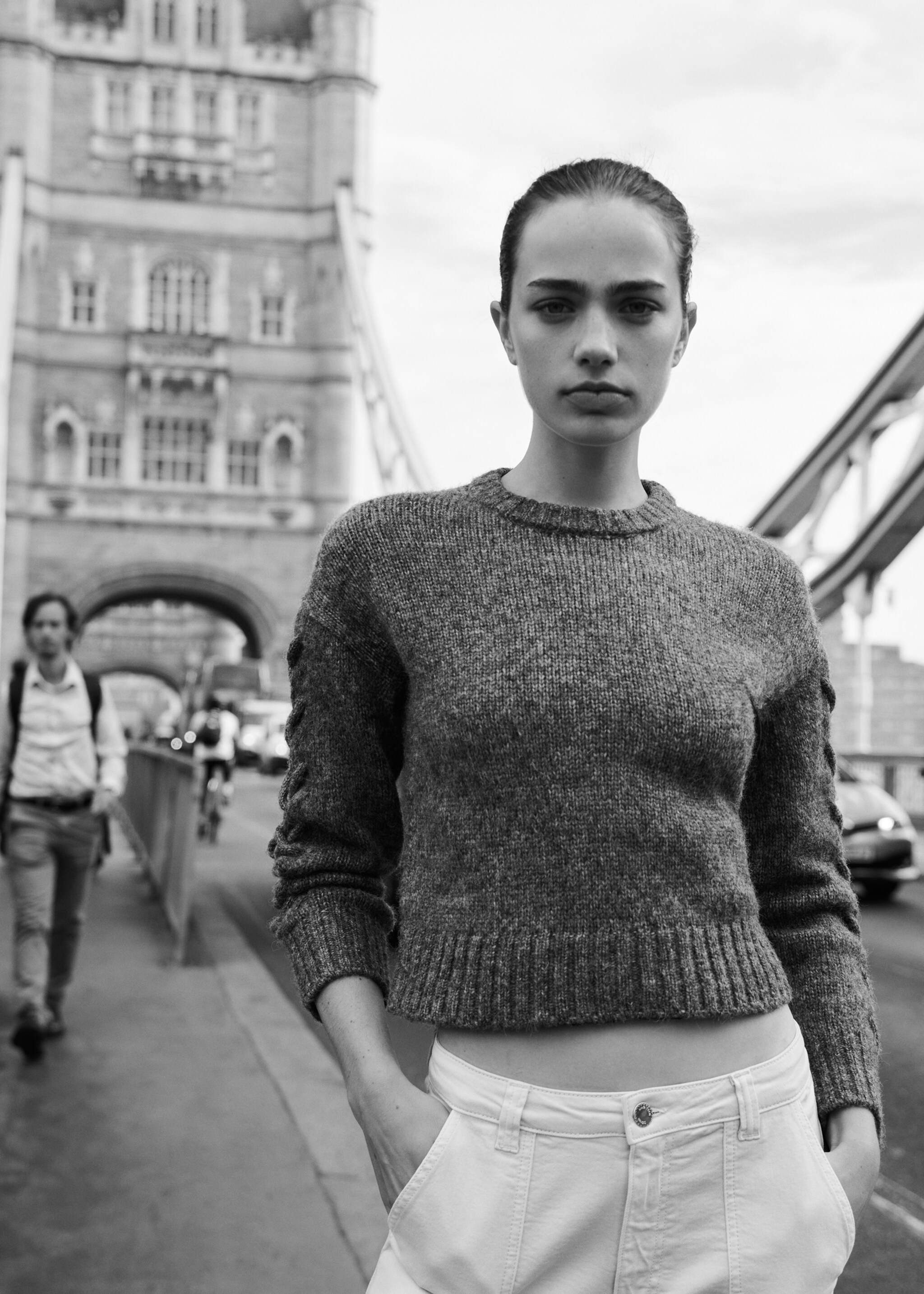 Braided sleeve sweater - Details of the article 5
