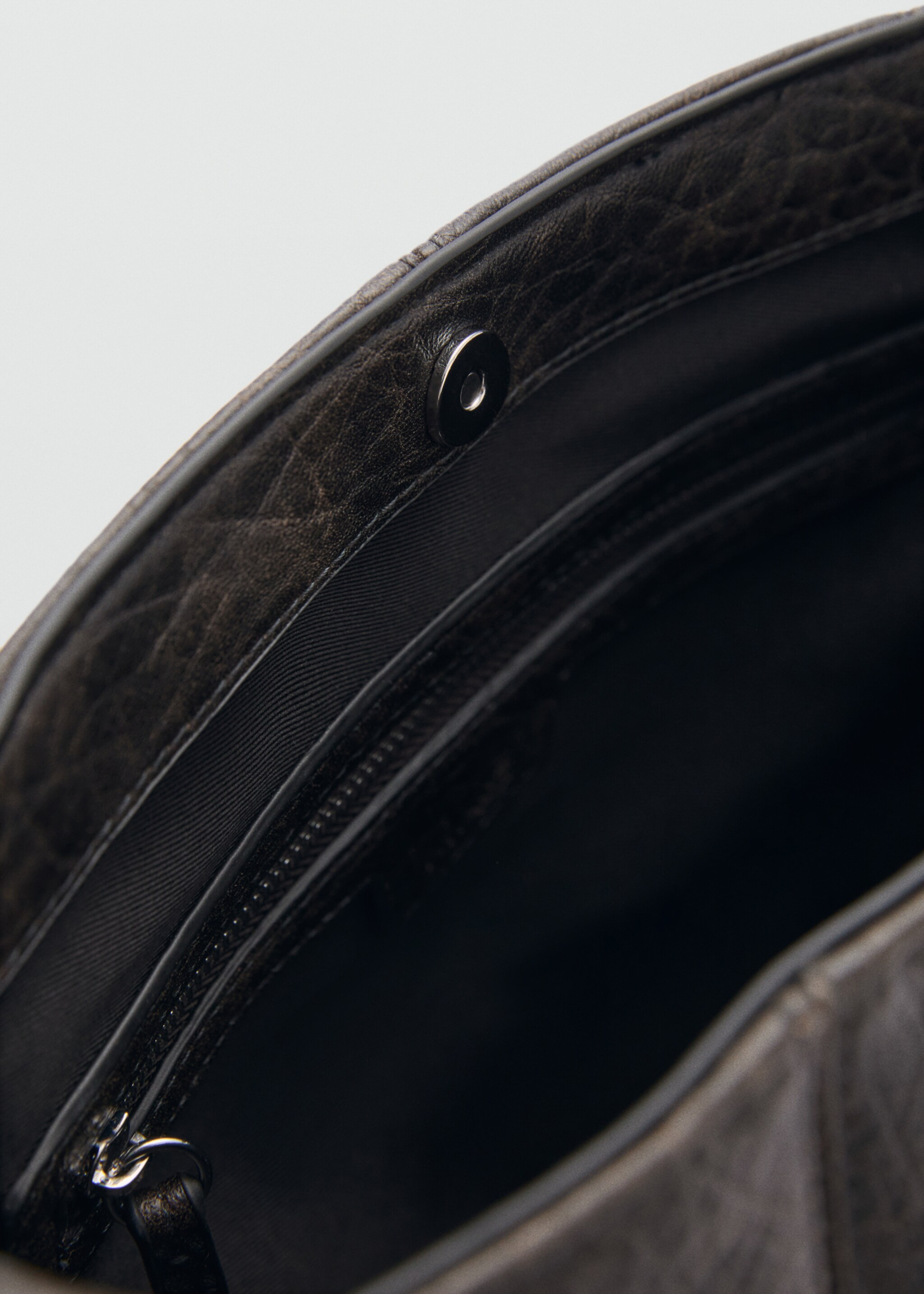 Leather effect bucket bag - Details of the article 2, Brown. Ref: 77046002-00.