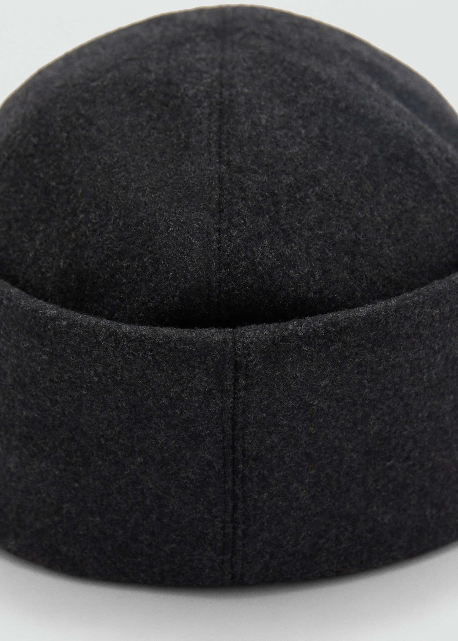 Wool hat with cuffs - Details of the article 1