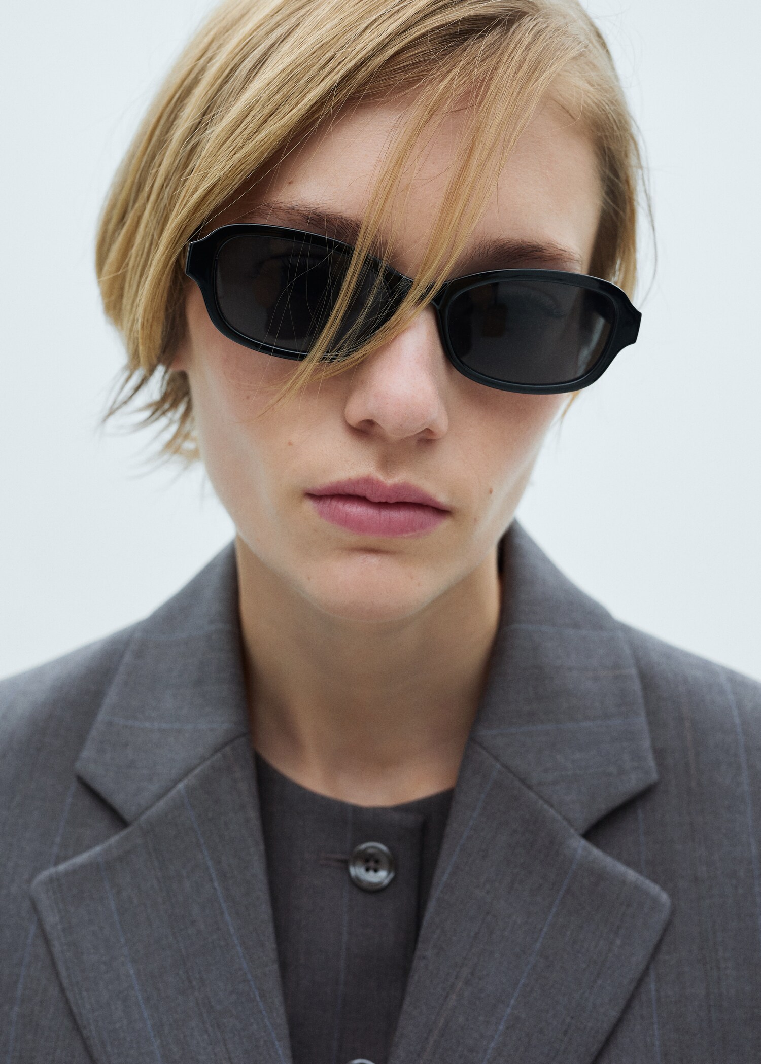 Pinstripe suit jacket - Details of the article 1