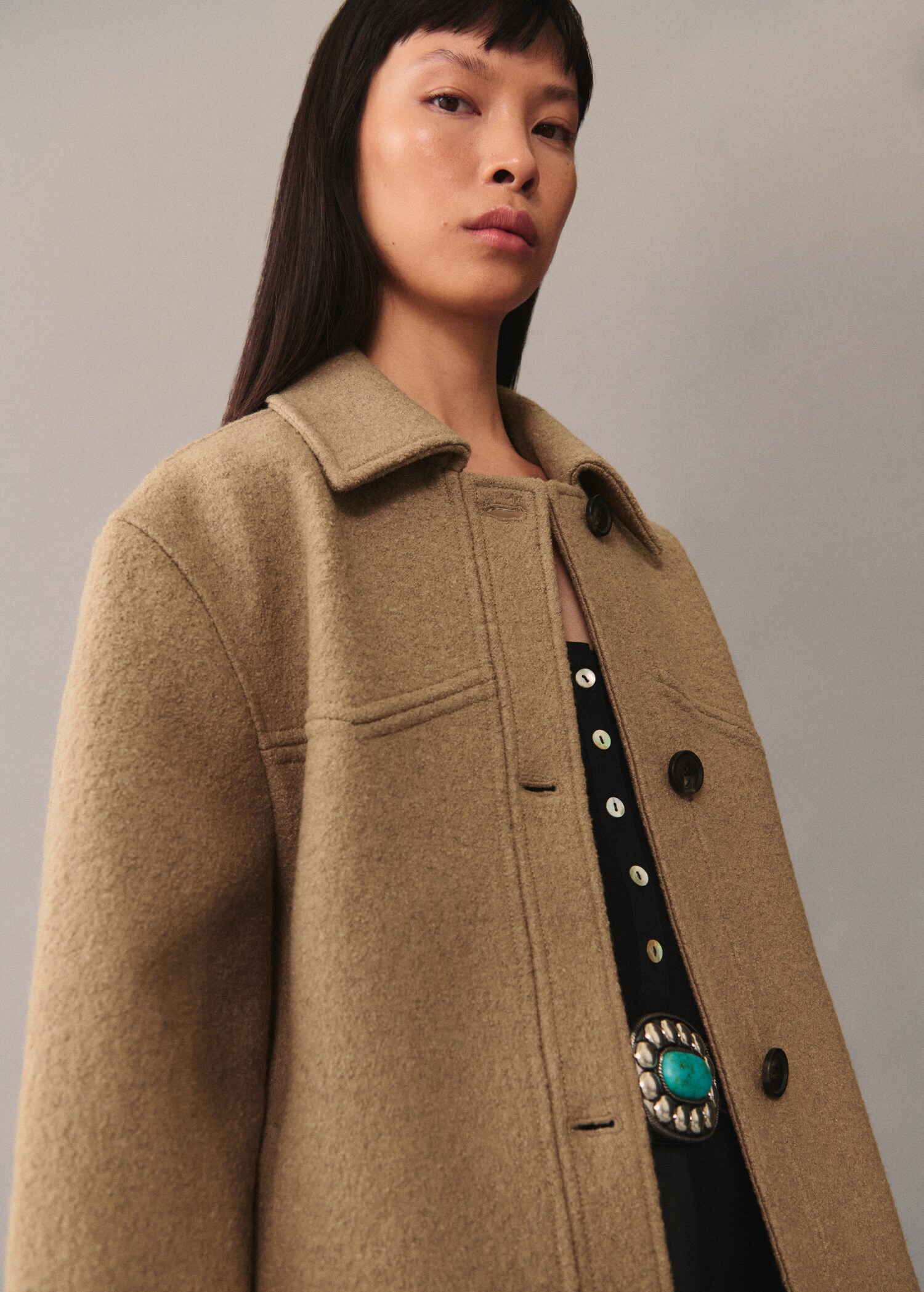 Abrigo lana oversize - Plano medio