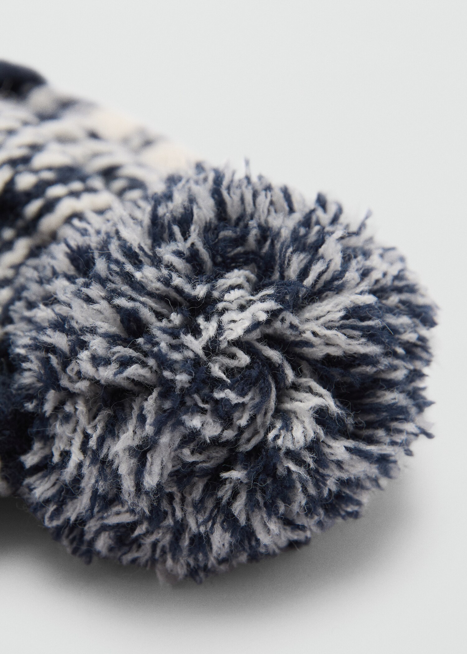 Jacquard pompom beanie - Details of the article 1