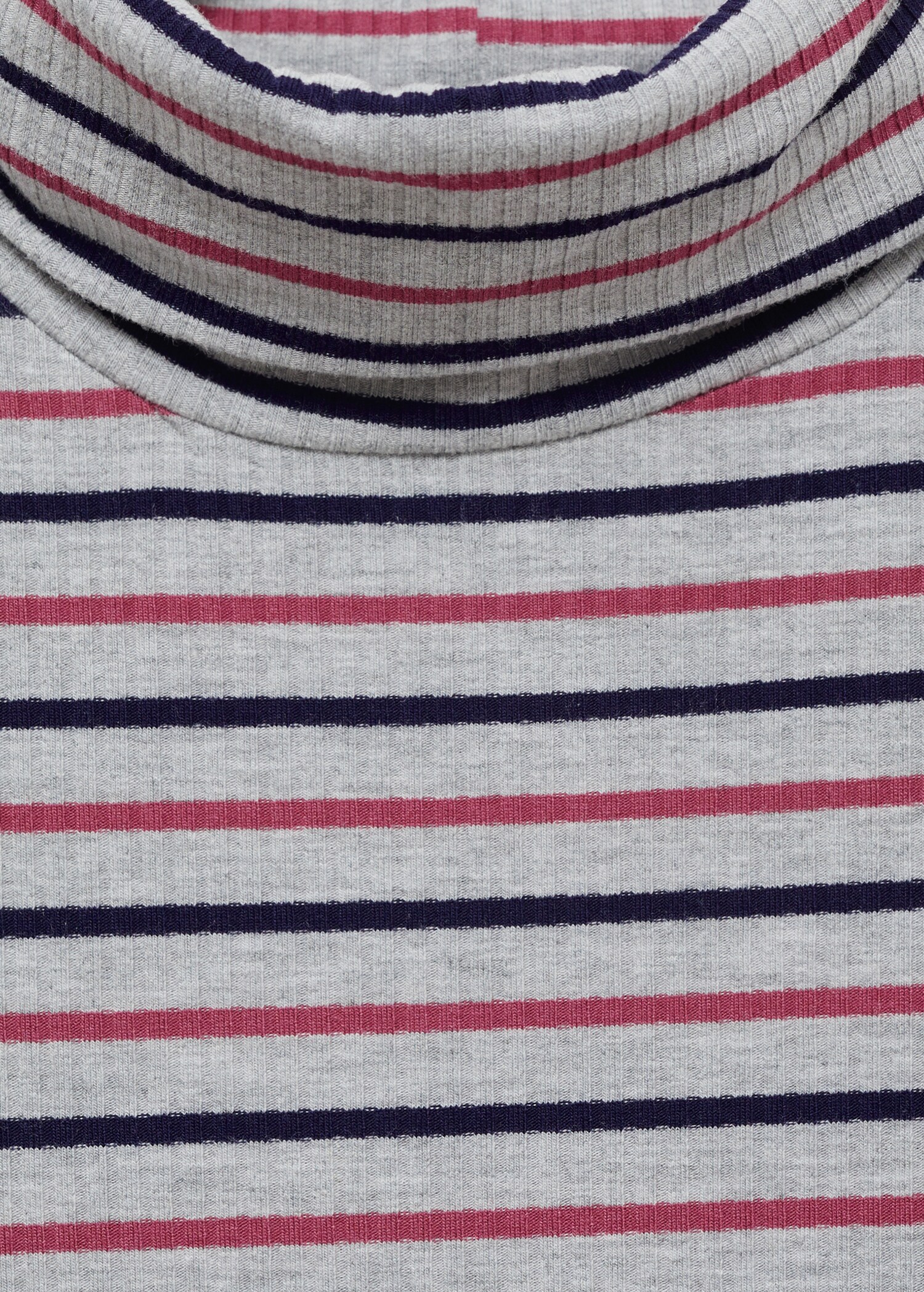 Striped turtleneck dress - Details of the article 8