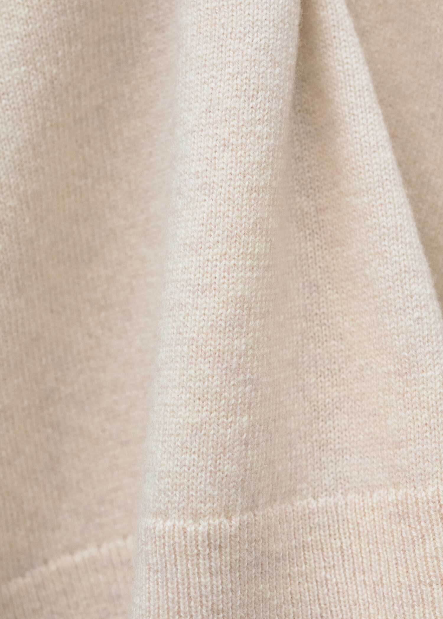 Short-sleeved wool sweater - Details of the article 0
