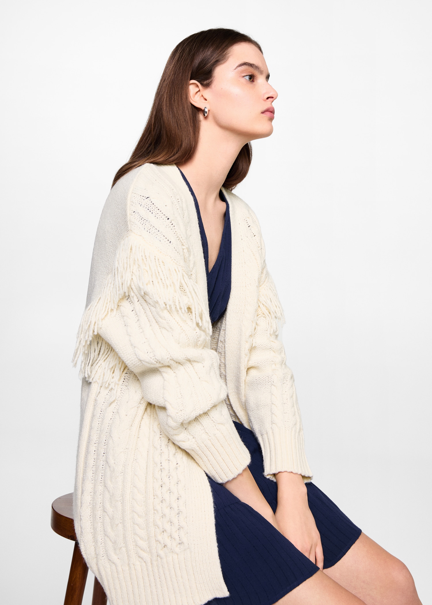 Cable knit cardigan with fringes - Details of the article 2