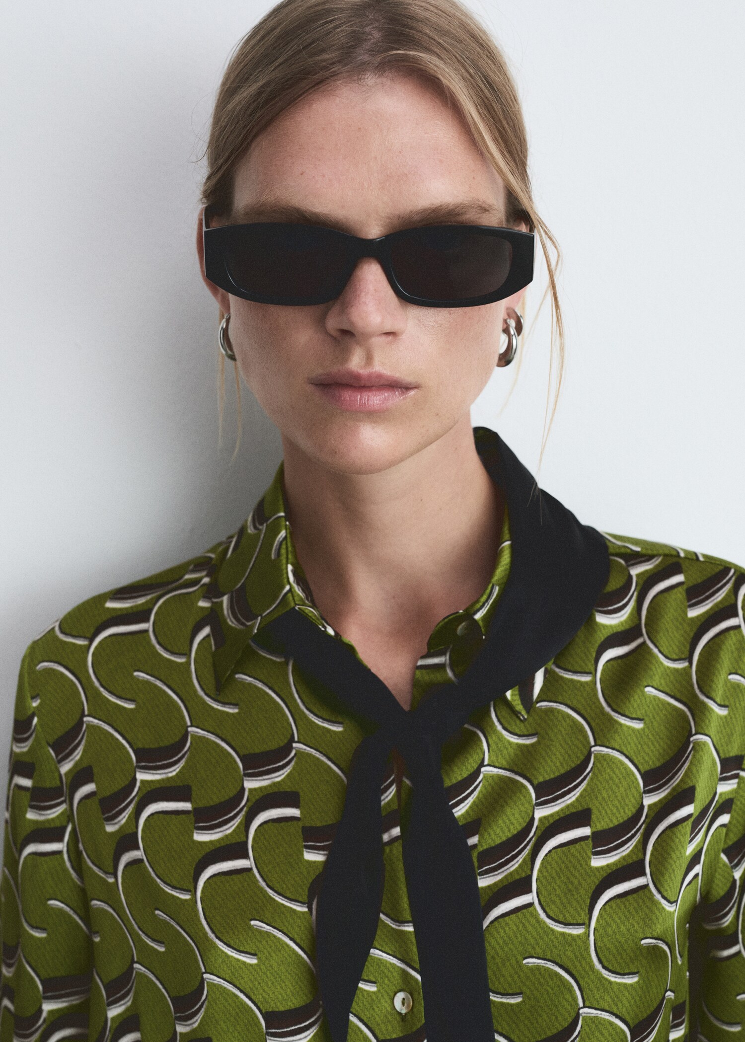 Satin print shirt - Details of the article 1