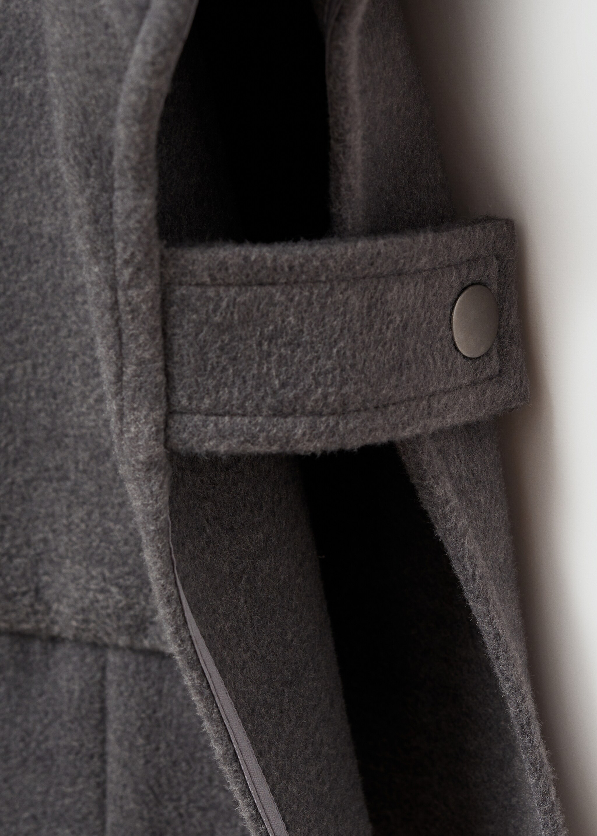 Veste style cape boutons - Détail de l'article 8