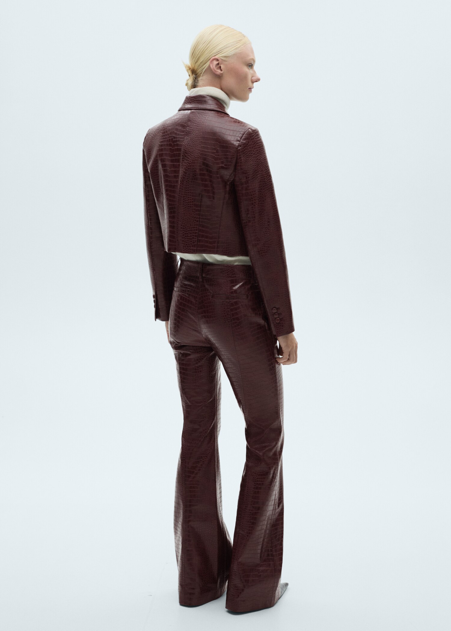 Crocodrile-effect cropped jacket - Reverse of the article