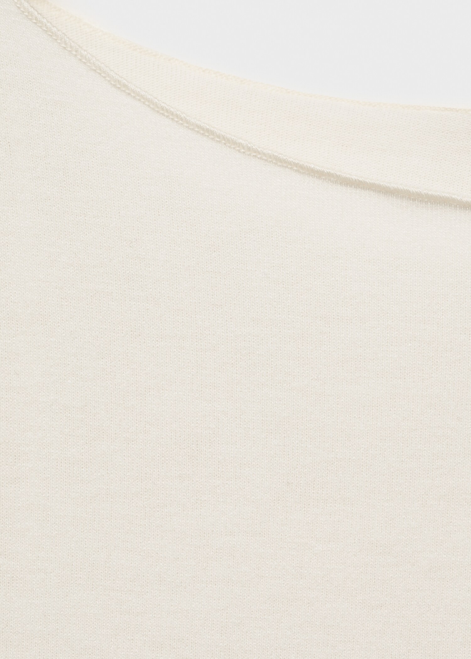 Long-sleeved boat-neck t-shirt - Details of the article 8