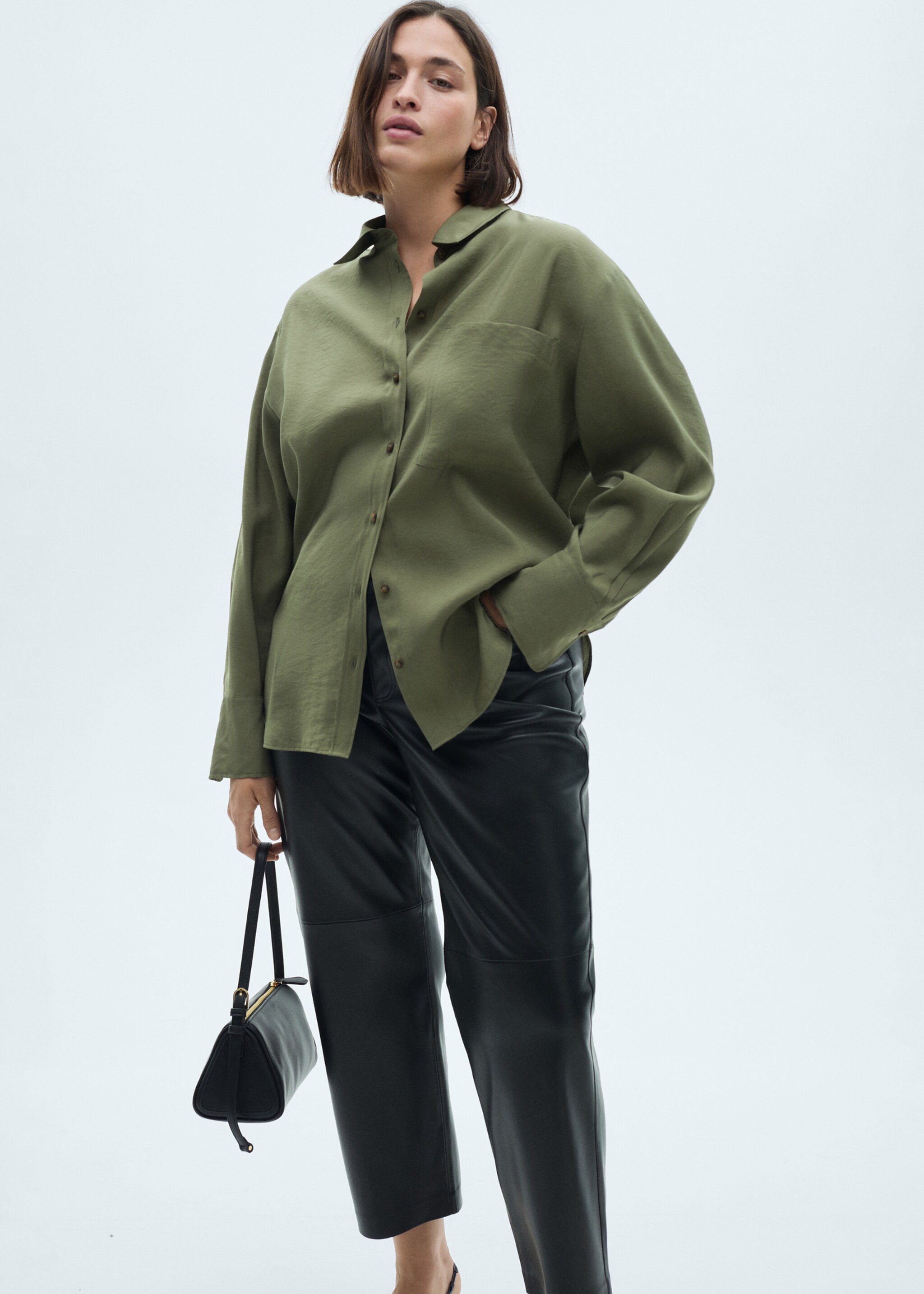 Camisa modal bolsillo - Detalle del artículo 5