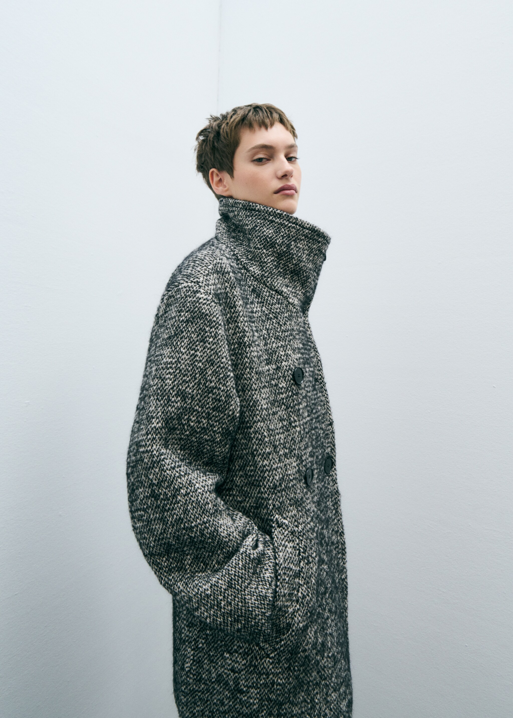 Mottled double-breasted coat - Details of the article 7