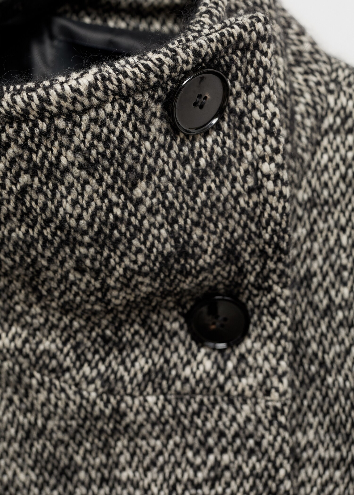 Mottled double-breasted coat - Details of the article 8
