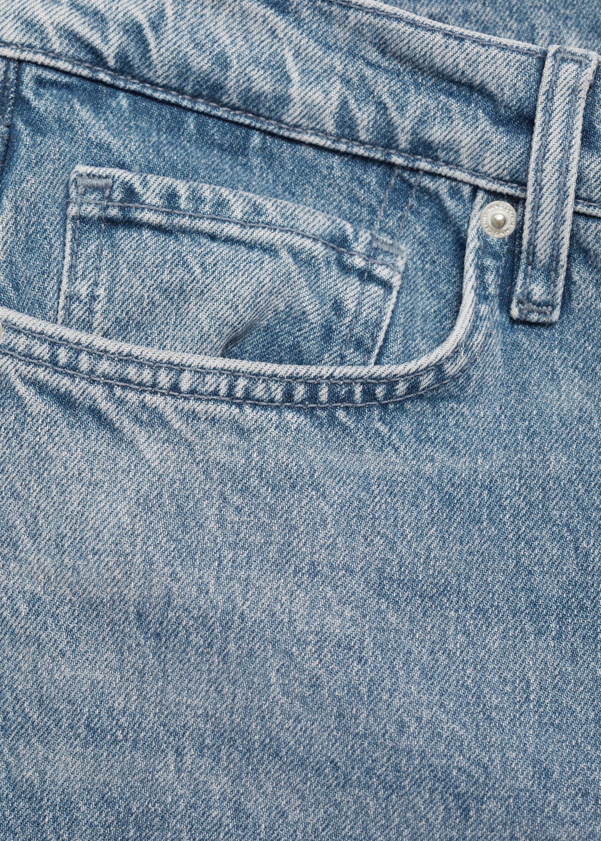 Regular-fit jeans with distressed effect - Details of the article 0