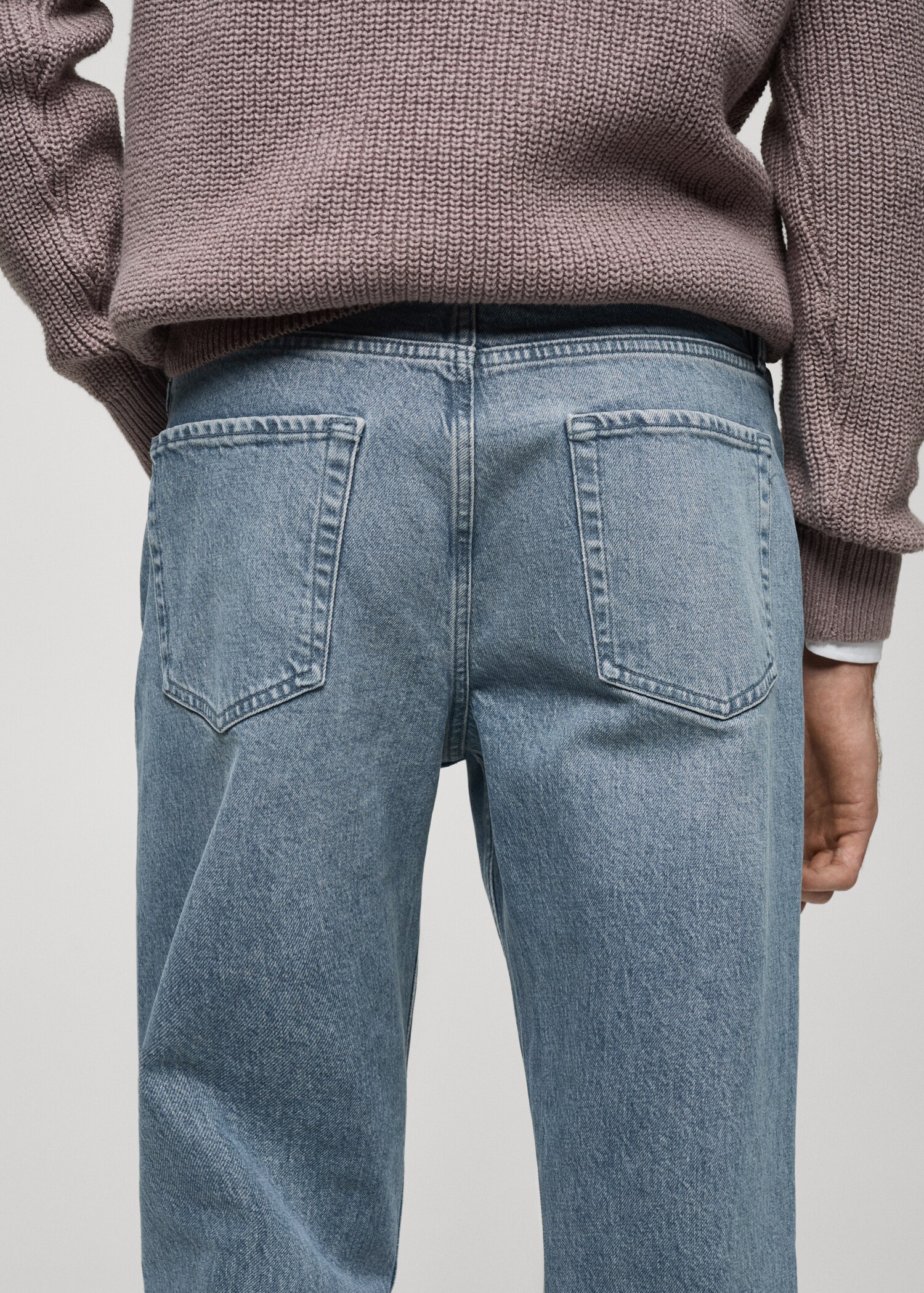Regular-fit jeans met versleten effect - Detail van het artikel 6