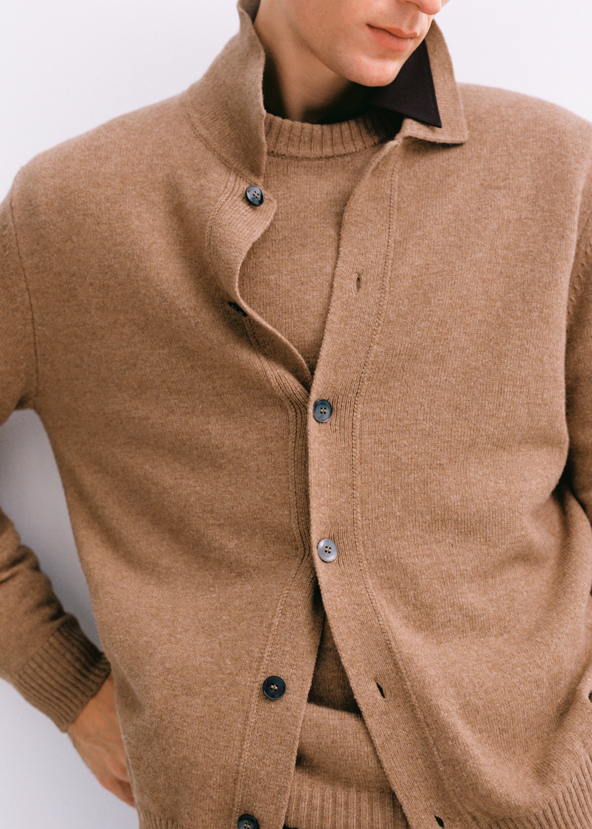 Rib-knit wool cardigan - Details of the article 3