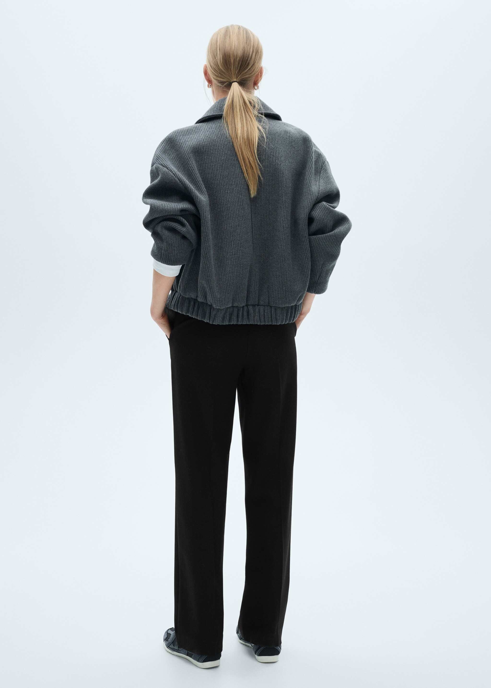Flowy straight-fit trousers - Reverse of the article