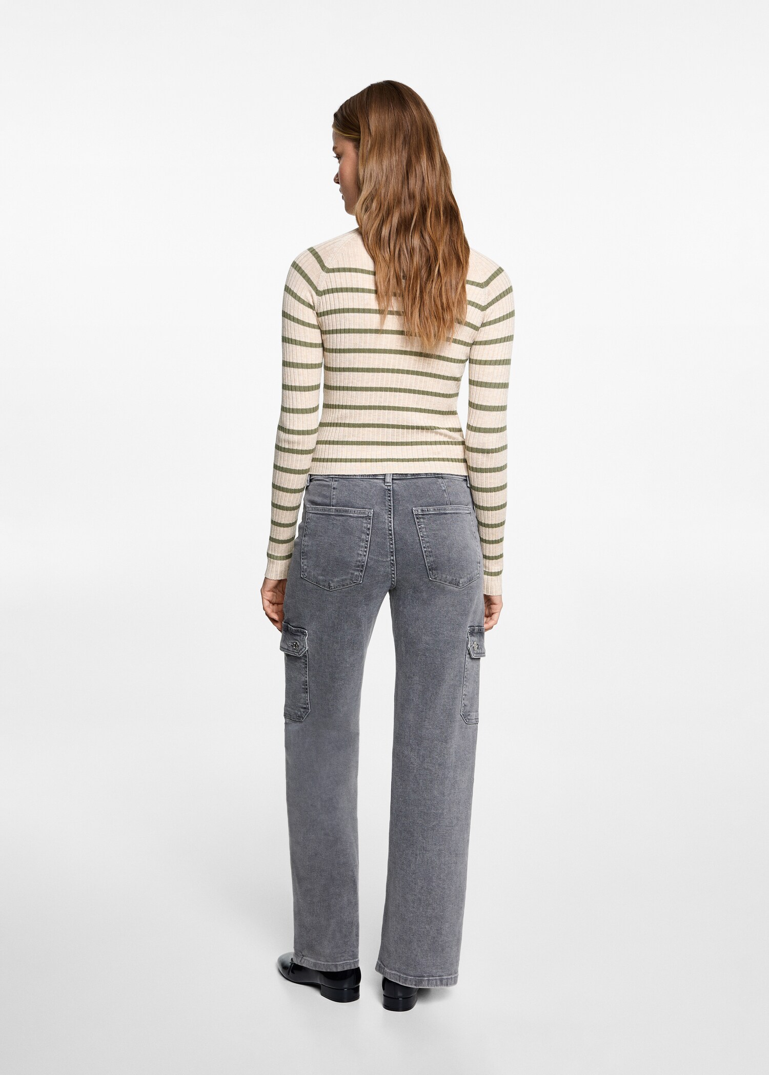 Turtleneck ribbed sweater - Reverse of the article