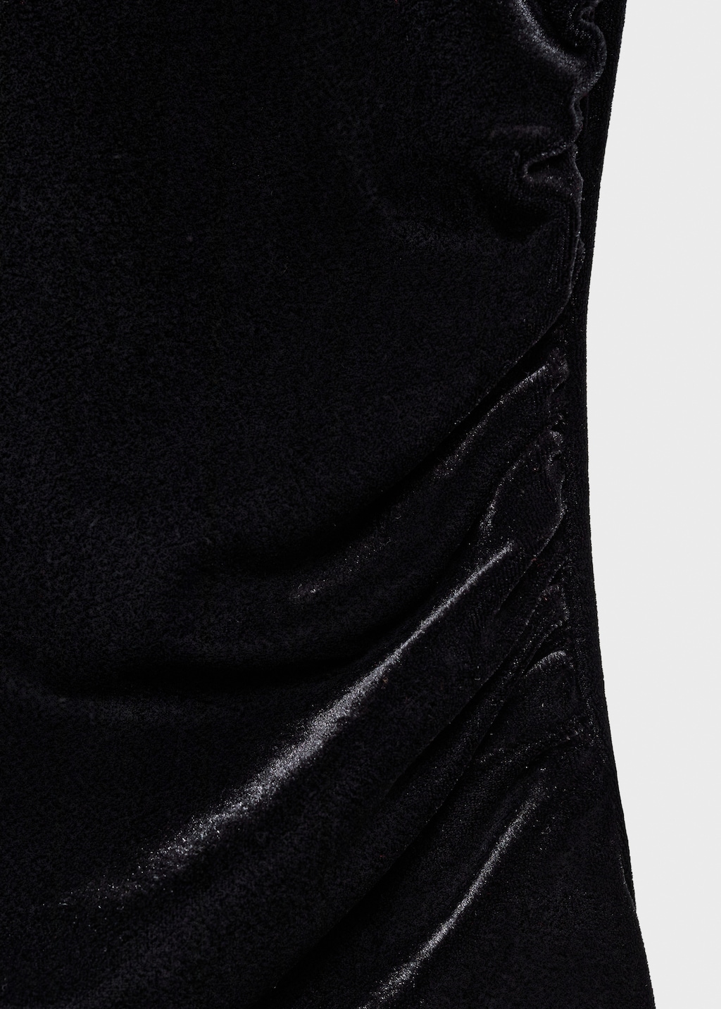 Asymmetric velvet top - Women | MANGO Japan