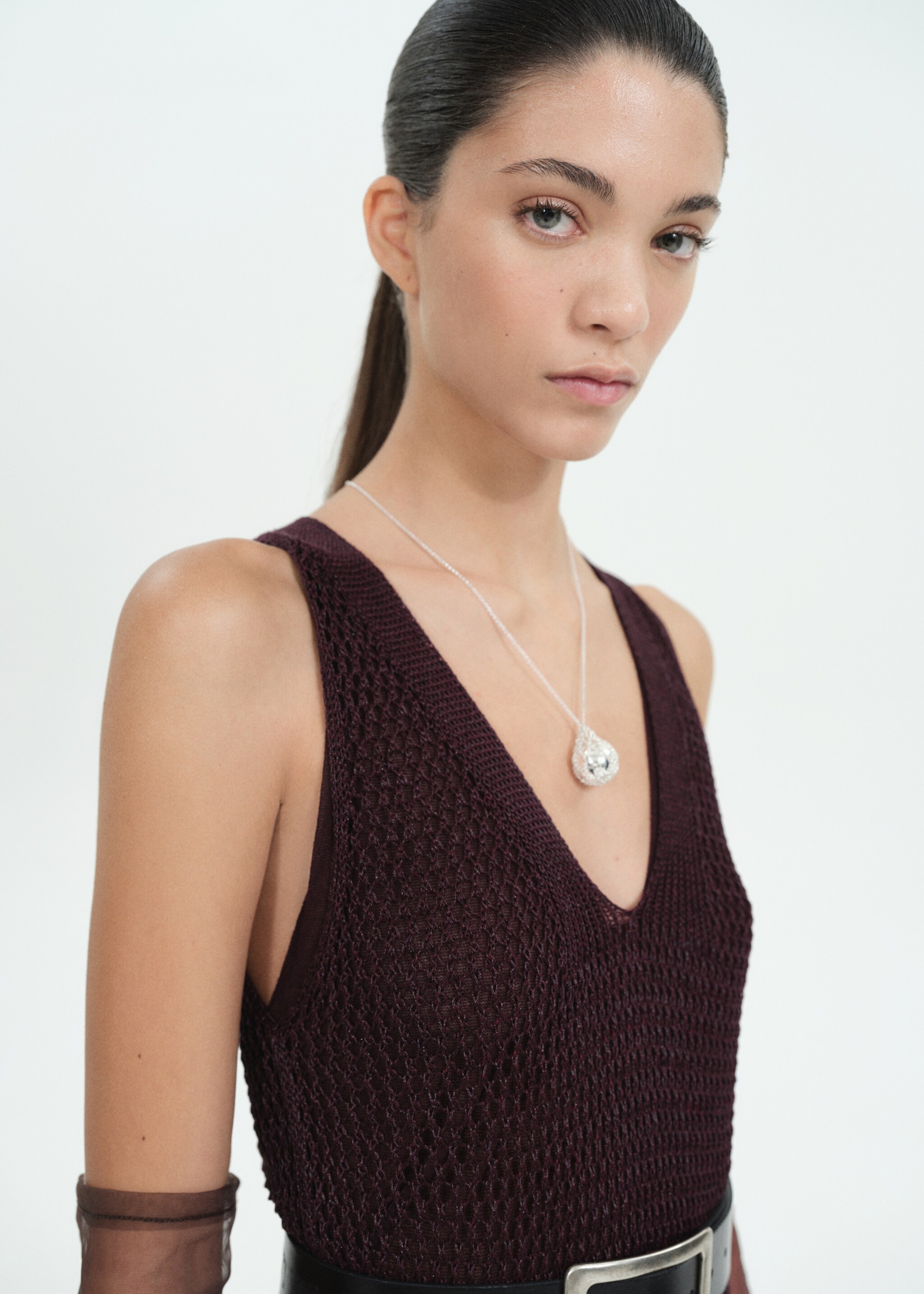 Lurex openwork knit dress - Details of the article 1, Burgundy. Ref: 77049071-00.