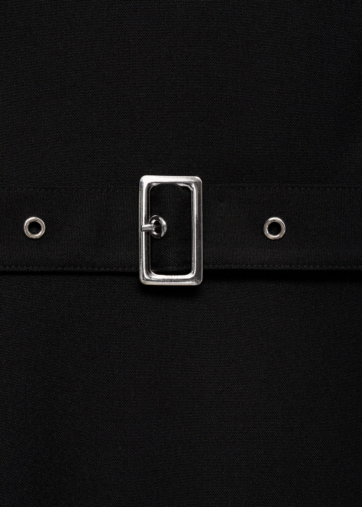 Asymmetrisches Kleid mit Gürtel - Detail des Artikels 8