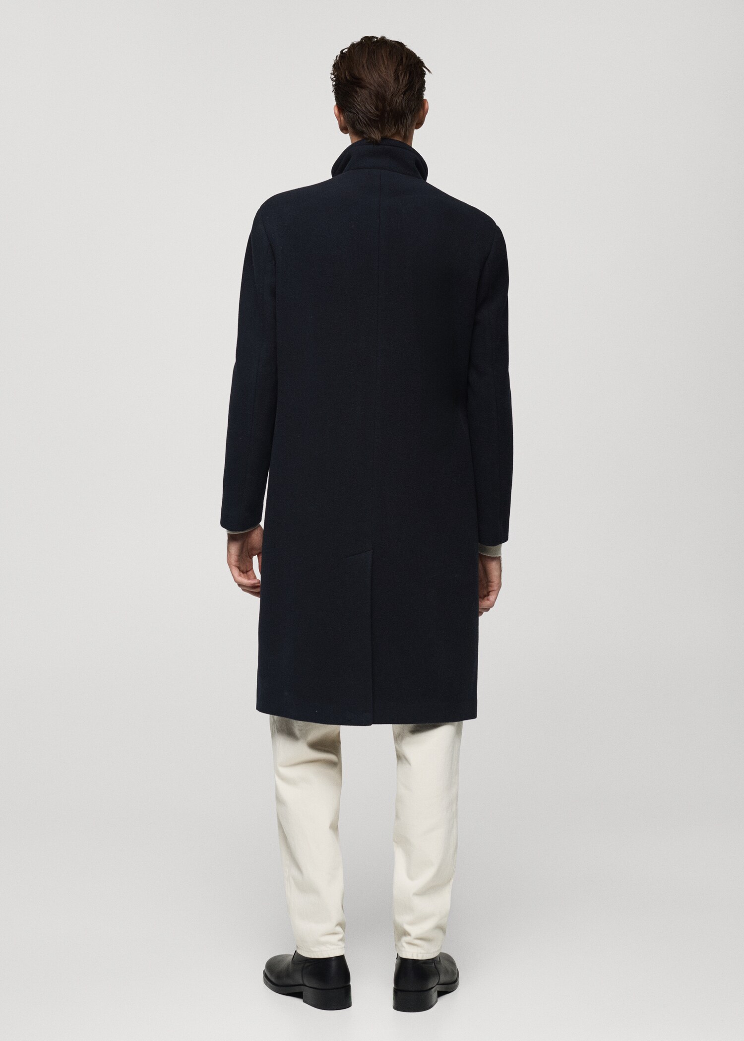 Long wool coat with collar - Reverse of the article