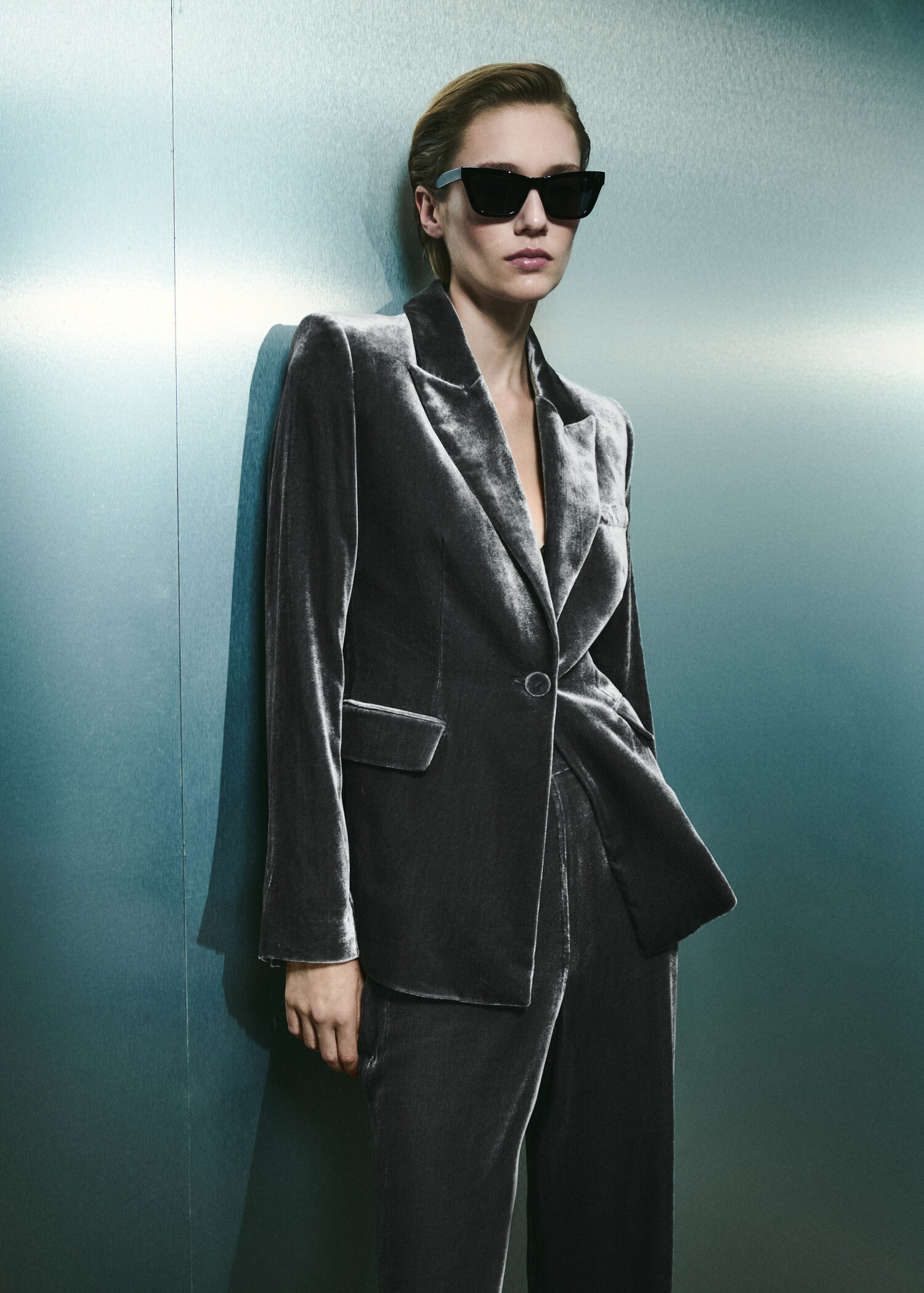 Velvet suit jacket - Details of the article 2