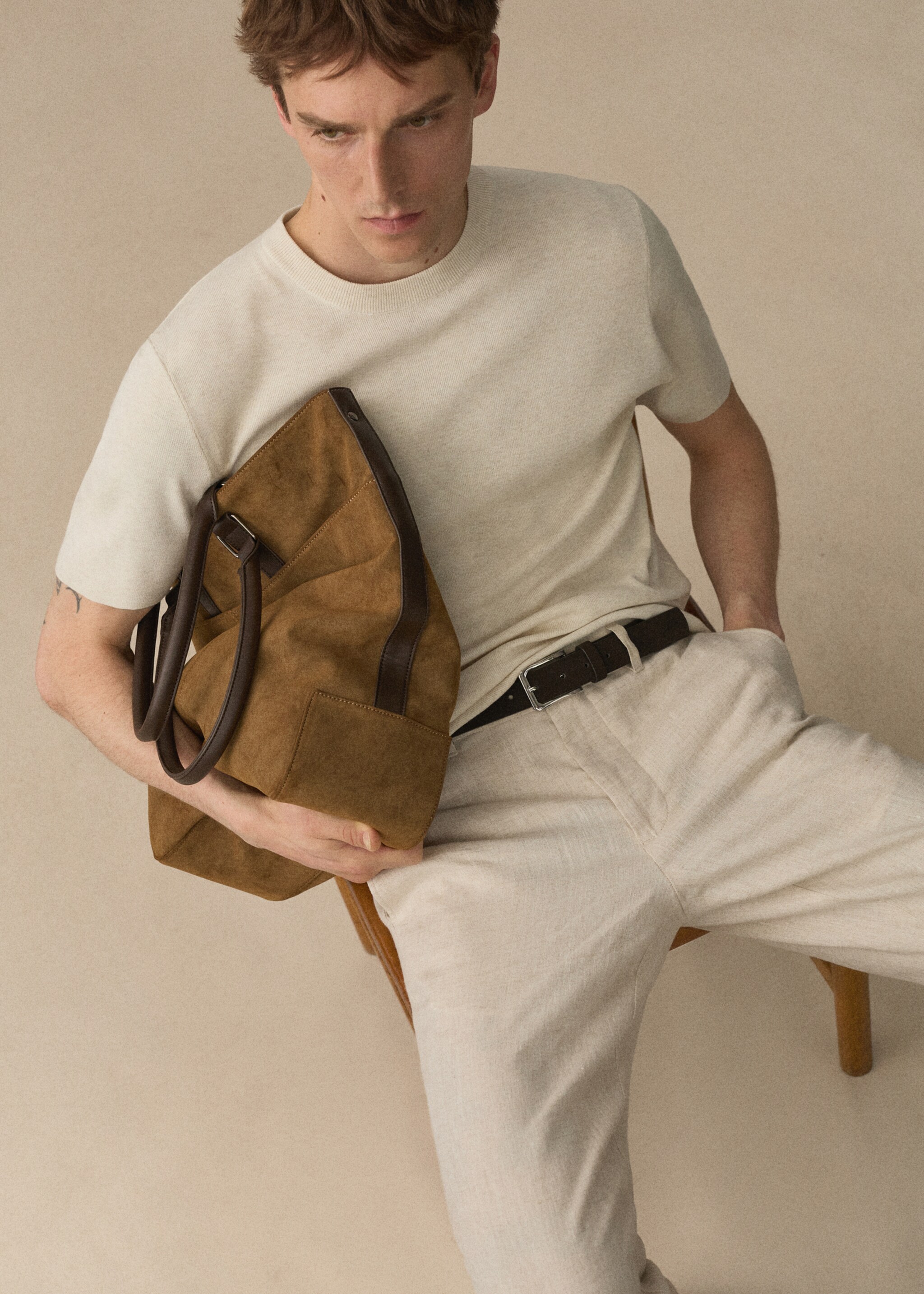 Slim-fit 100% linen trousers - Details of the article 3, Ecru. Ref: 77050250-00.