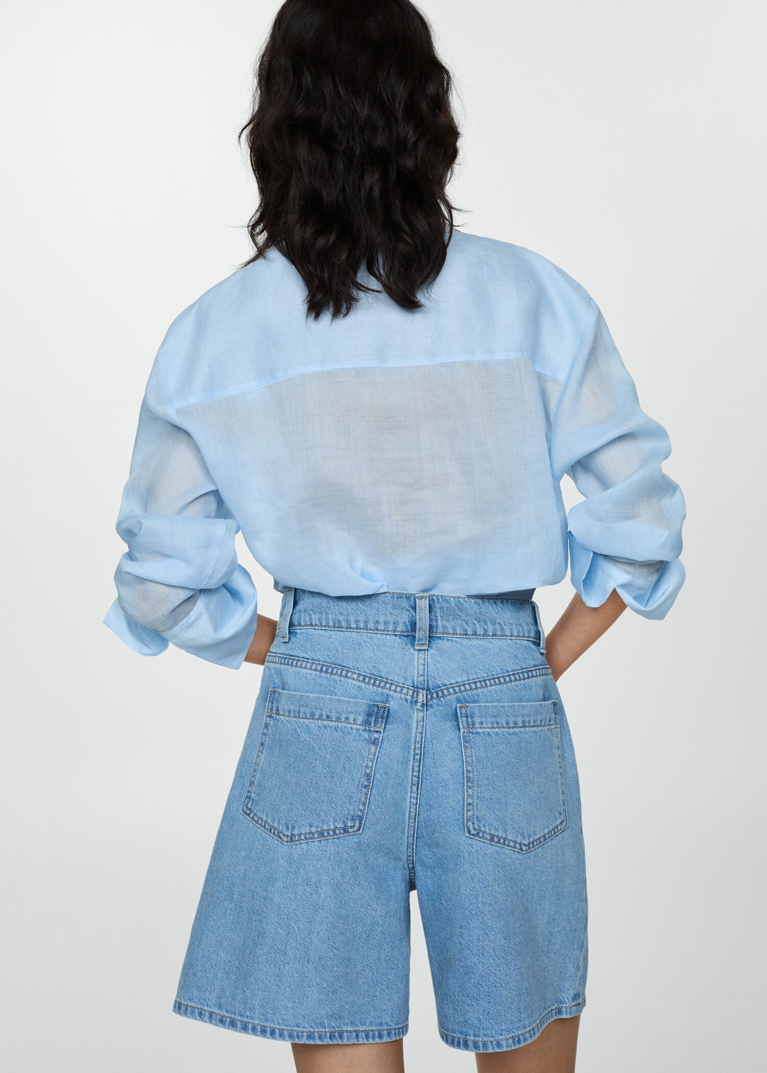 Shorts vaqueros pinzas - Reverso del artículo