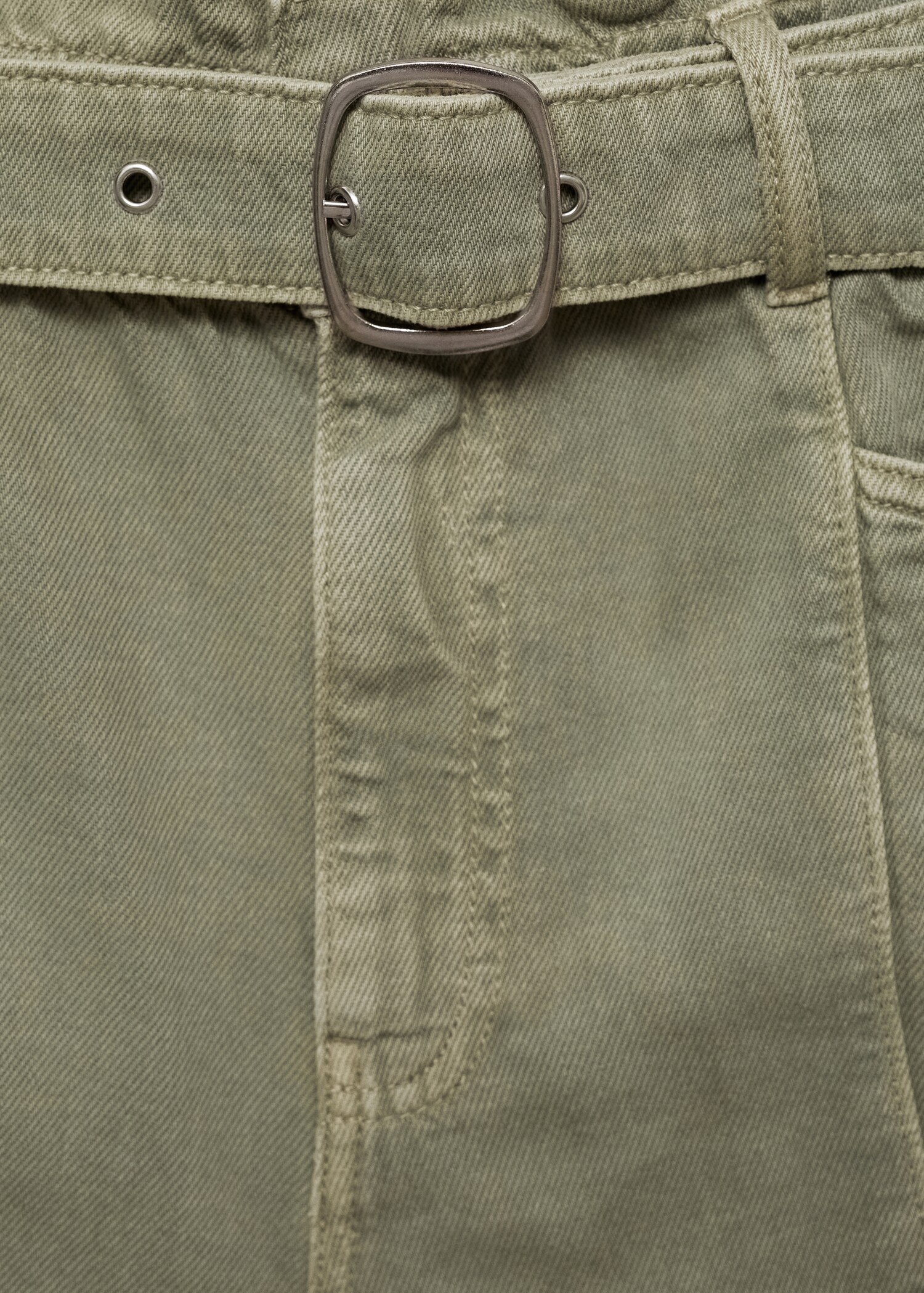 Shorts vaqueros cinturón - Detalle del artículo 8