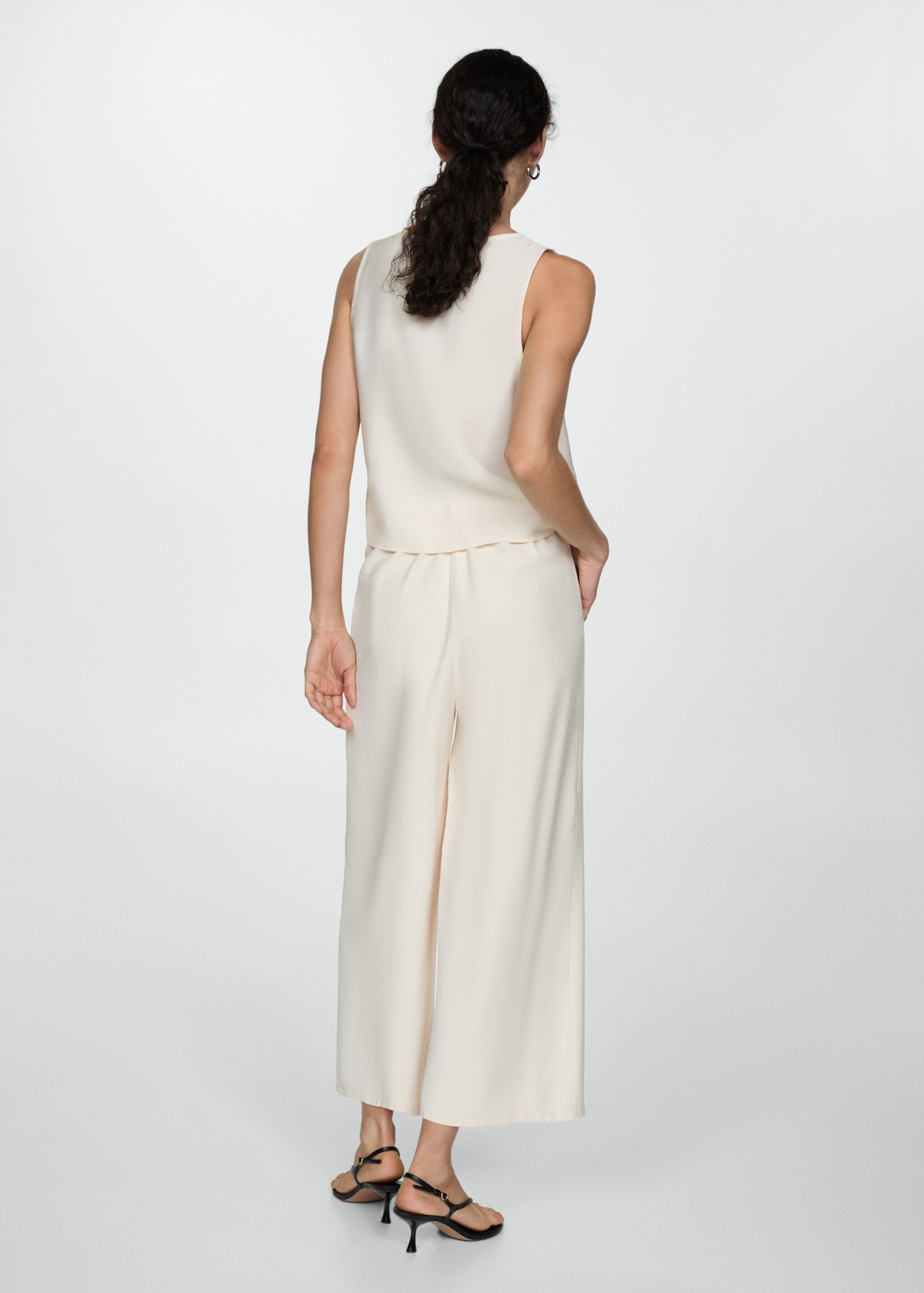 Wideleg trousers with elastic waist - Reverse of the article
