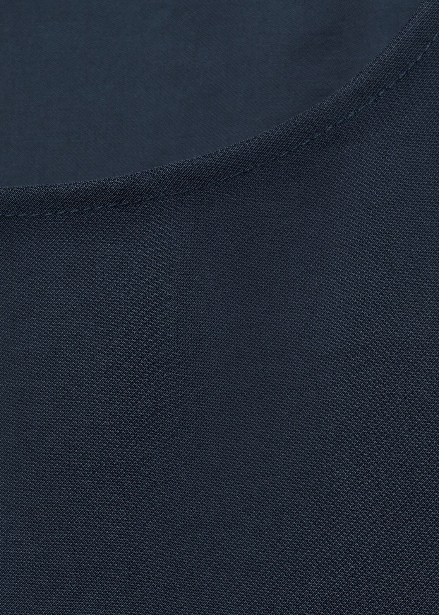 Fluid strapless top - Details of the article 8