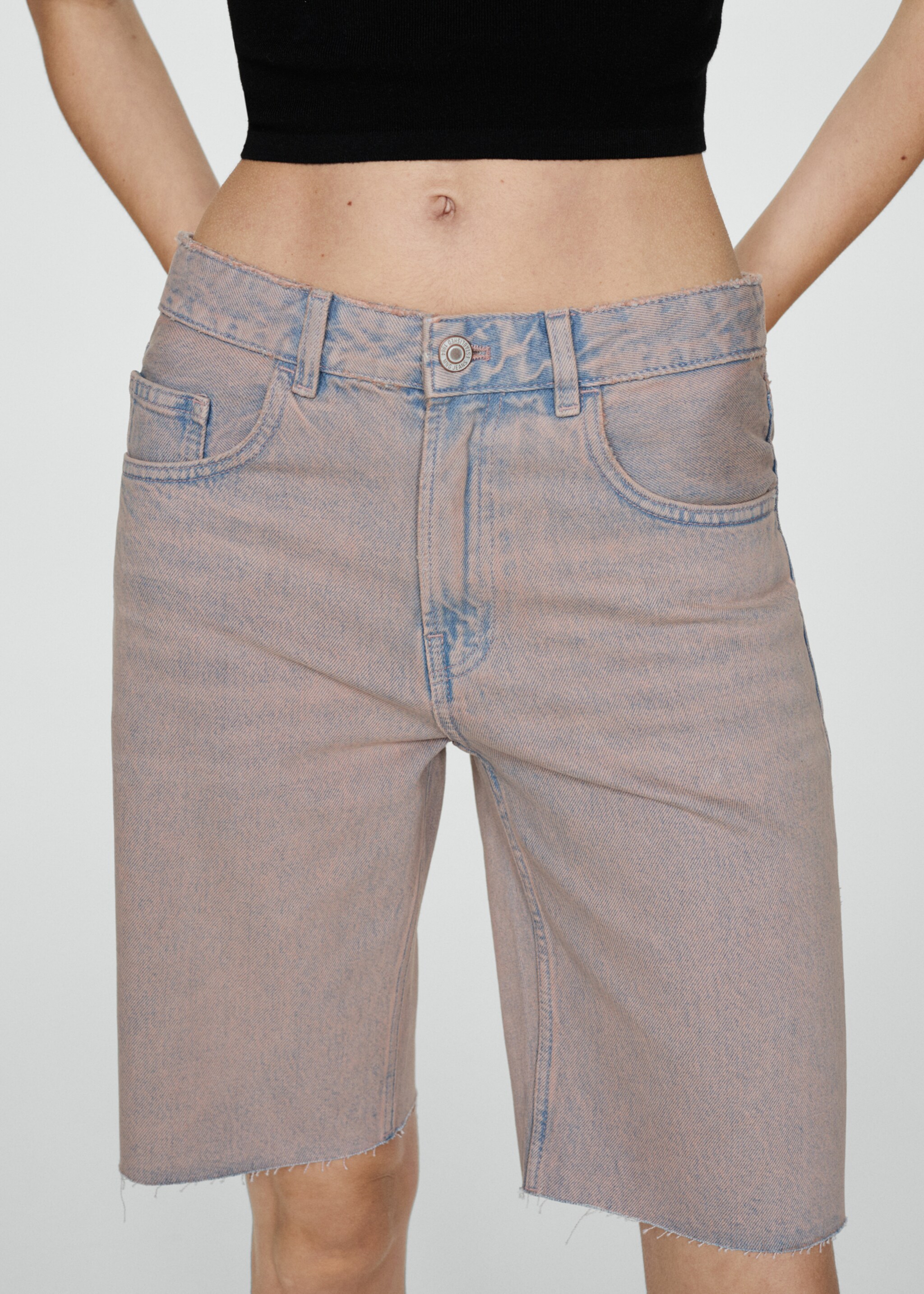 Denim bermuda shorts with washed effect - Details of the article 6, Light Pink. Ref: 77050283-00.