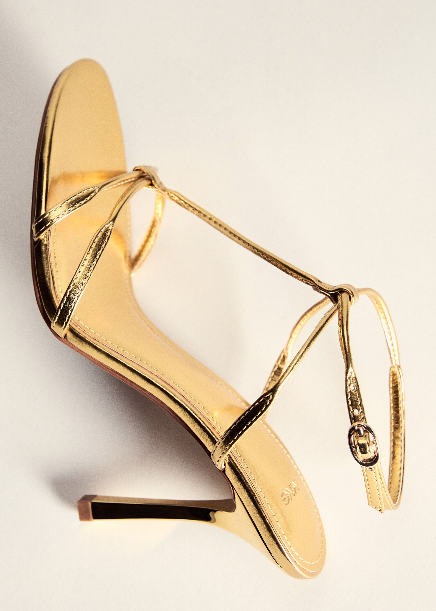 Metallic strap sandals - Details of the article 5