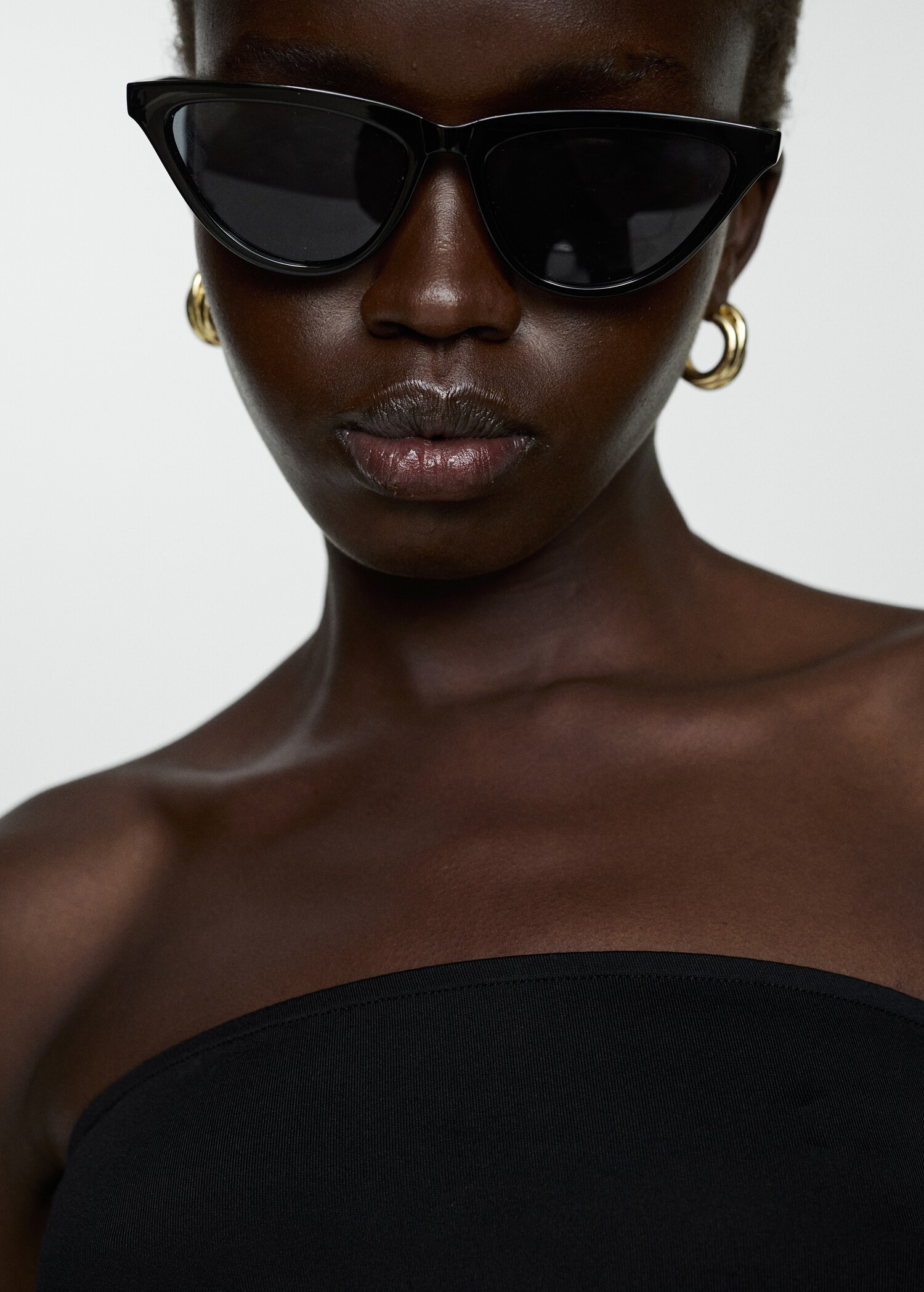 Robe fourreau courte encolure bustier - Détail de l'article 1