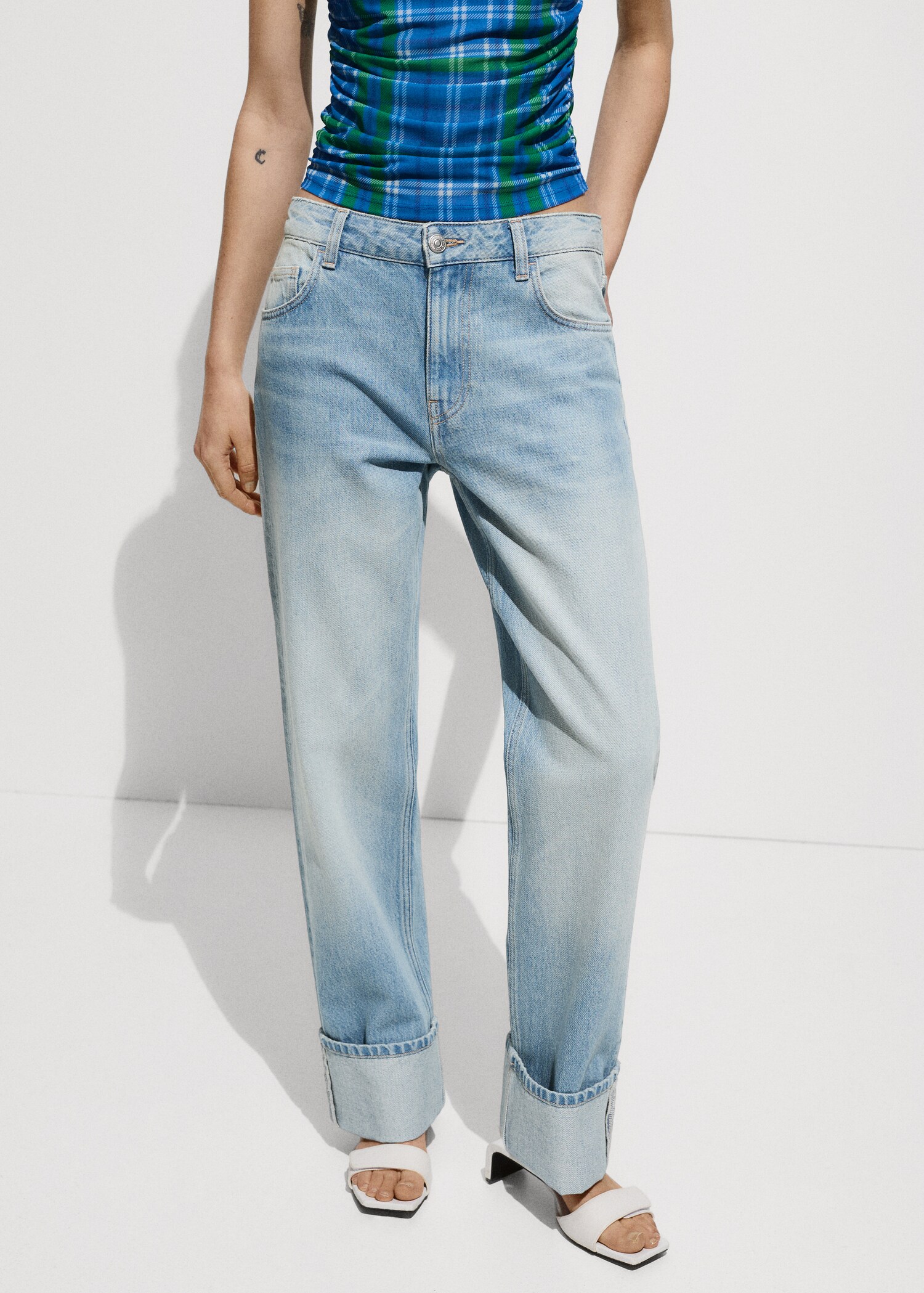 Turned-up straight jeans - Medium plane