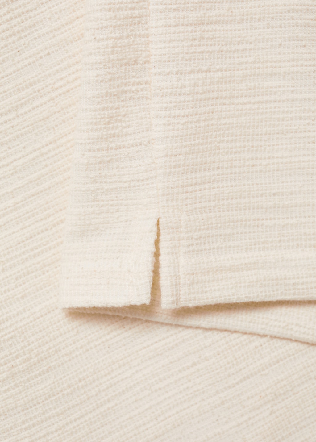 Regular-fit textured knitted polo shirt