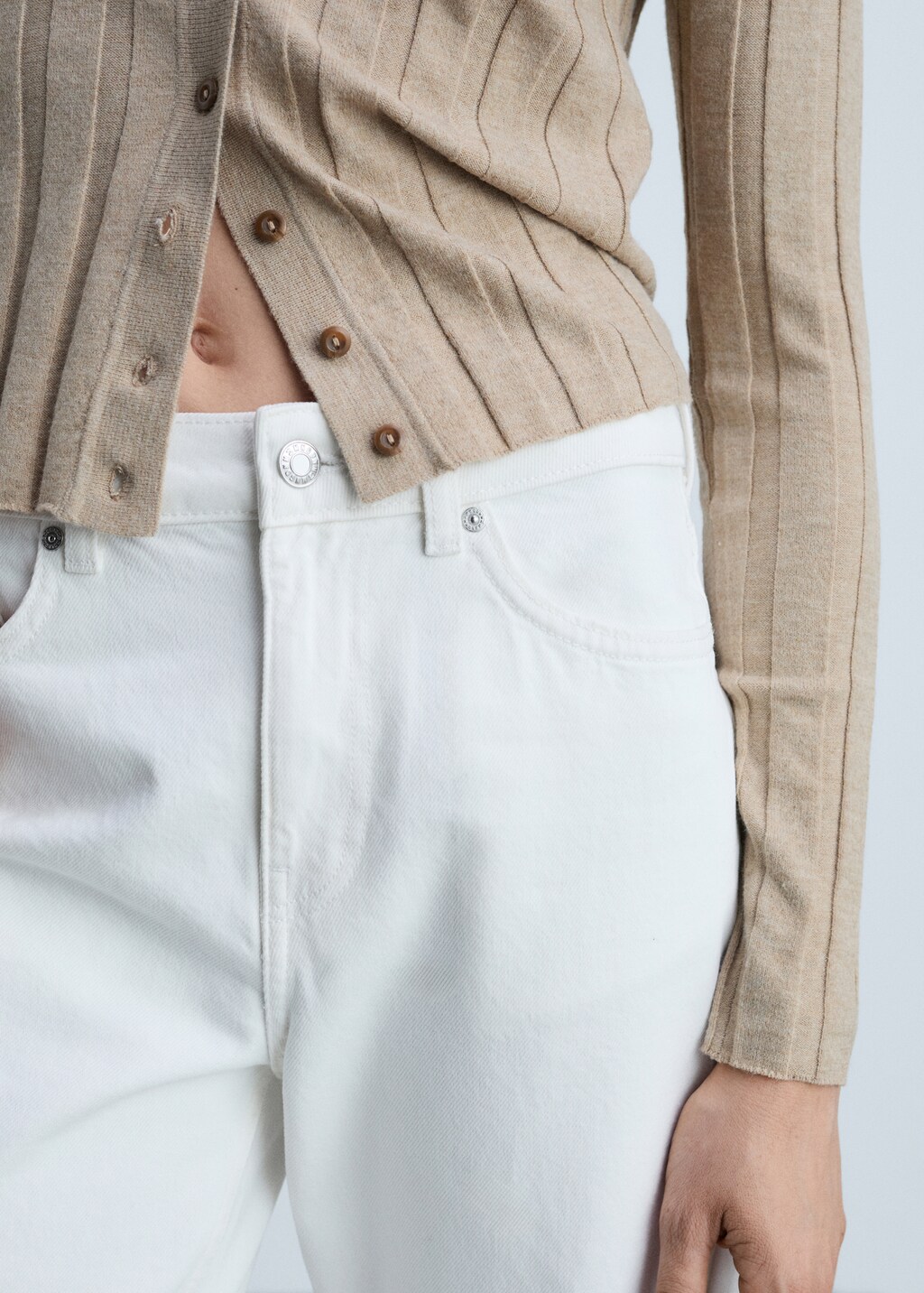 Jeans blancos mango hotsell
