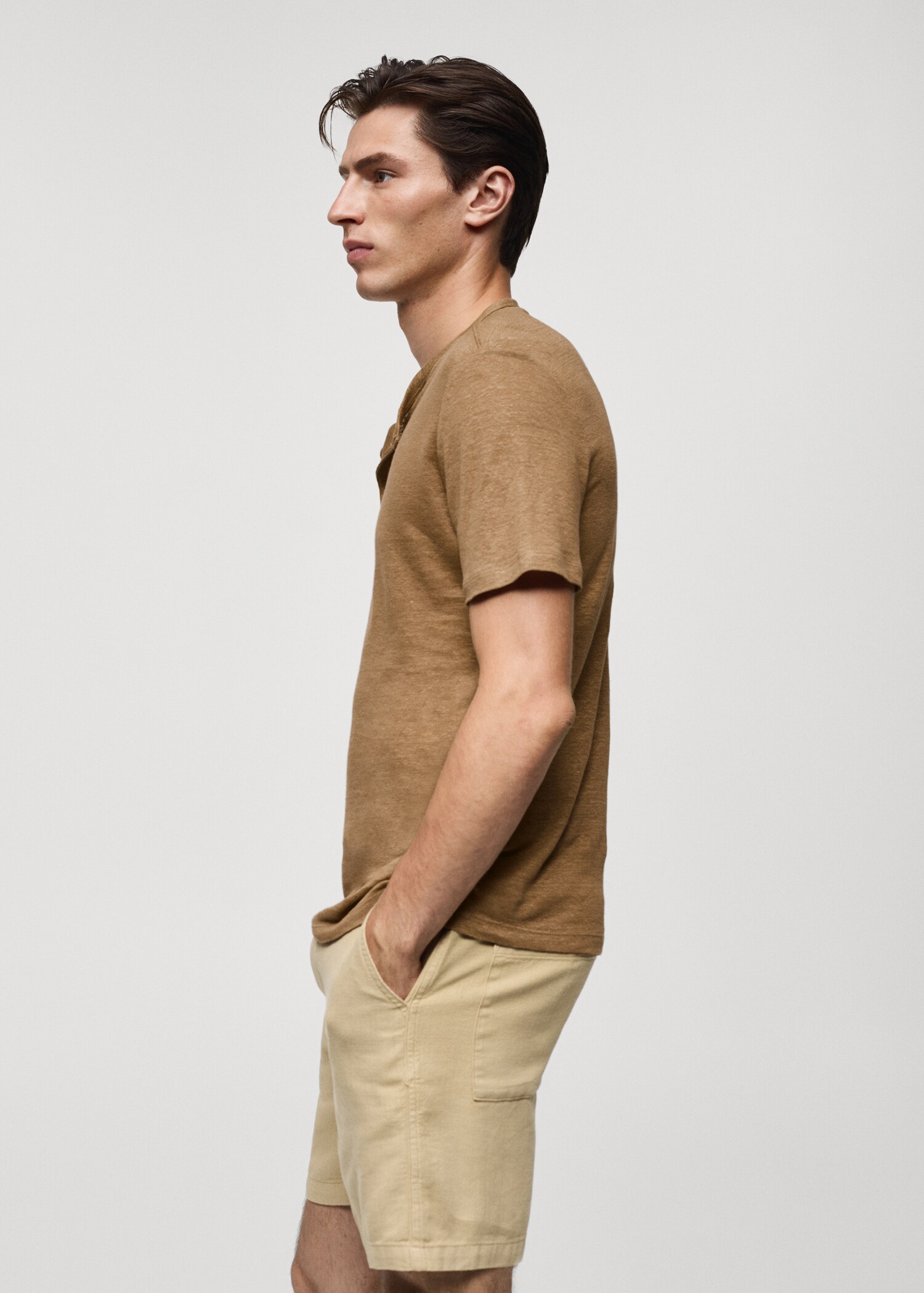 T-shirt slim-fit mélange de lin - Détail de l'article 2