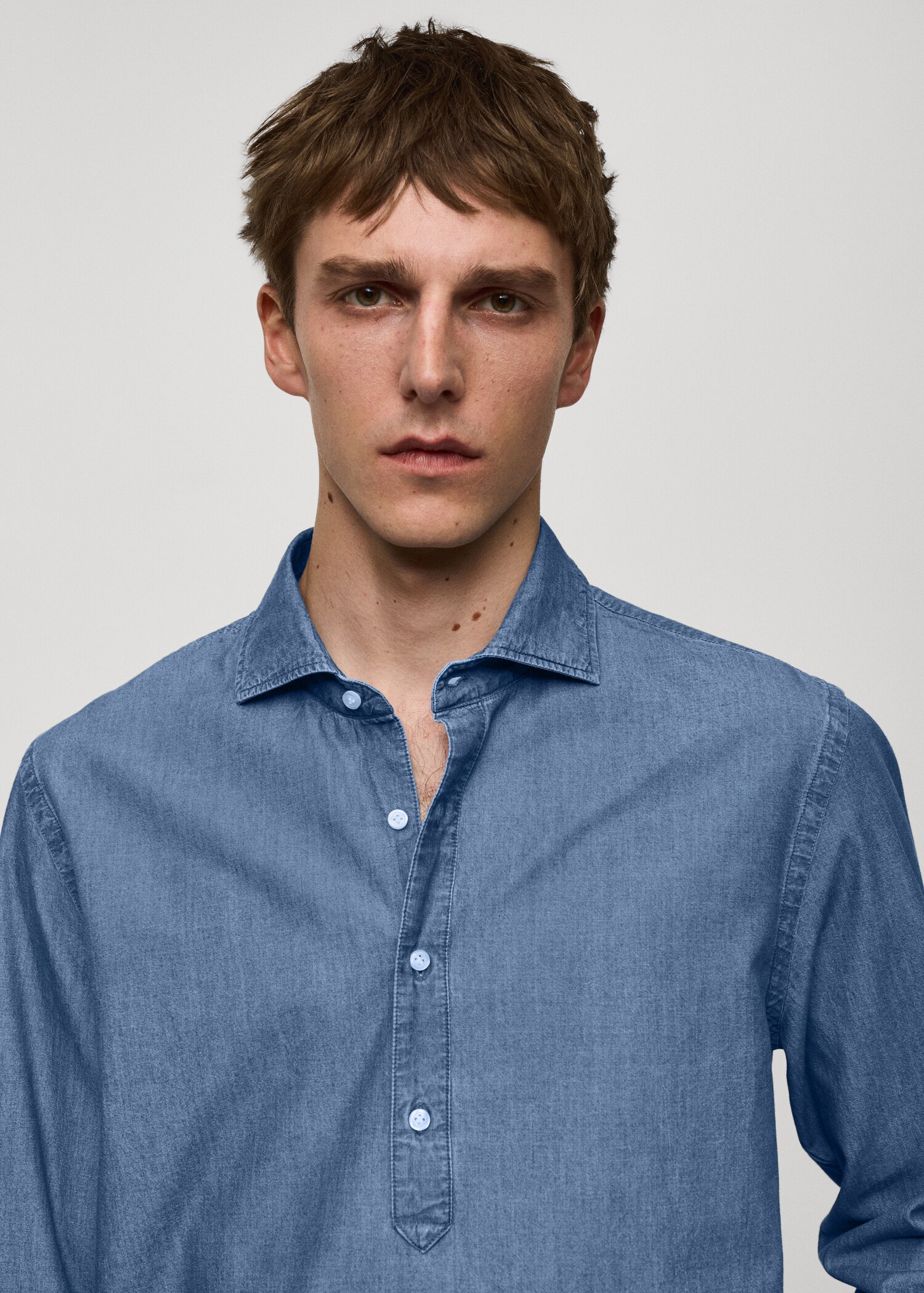 100% cotton chambray polo shirt - Details of the article 1