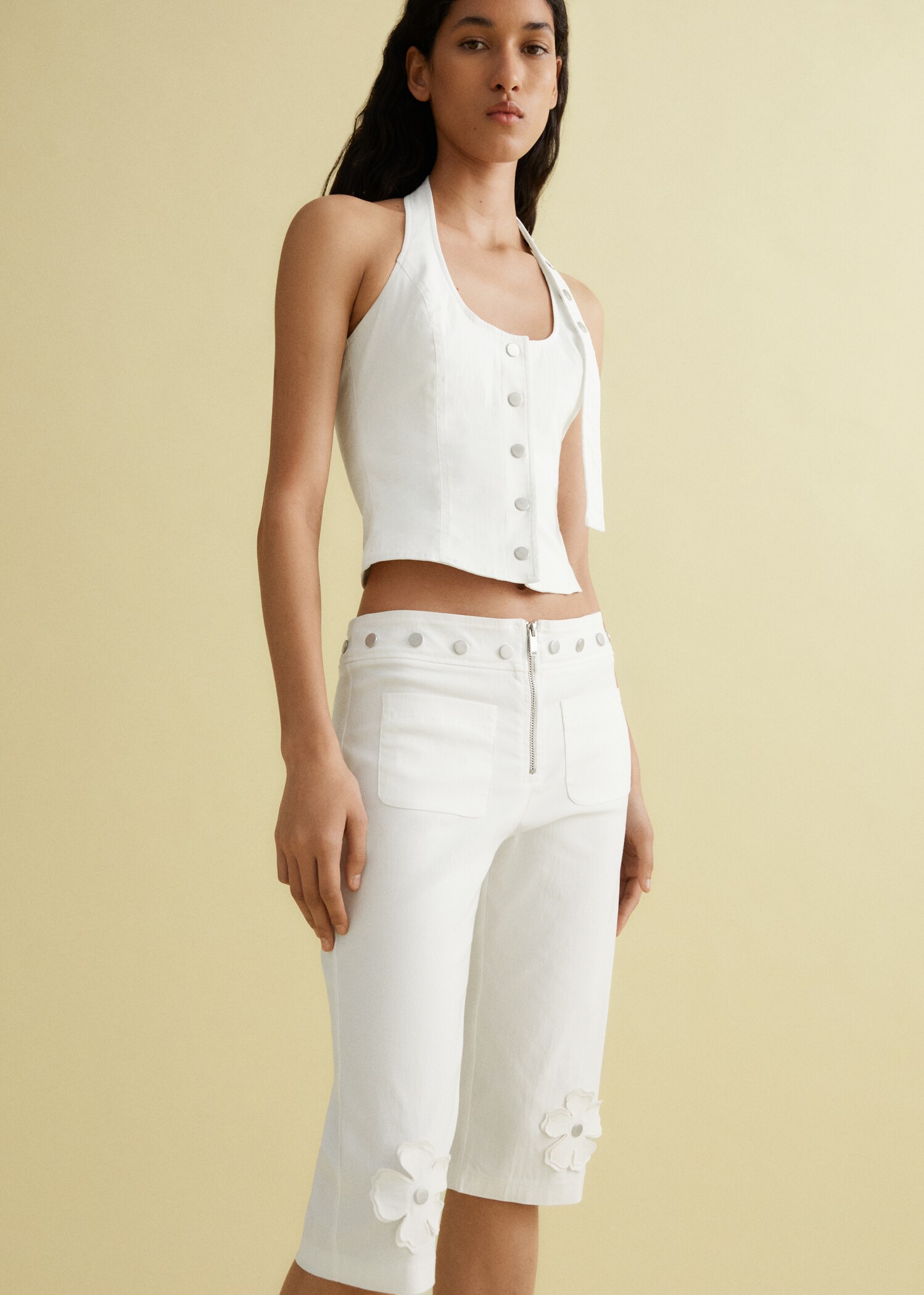 Pantalon capri boutons décoratifs - Détail de l'article 1