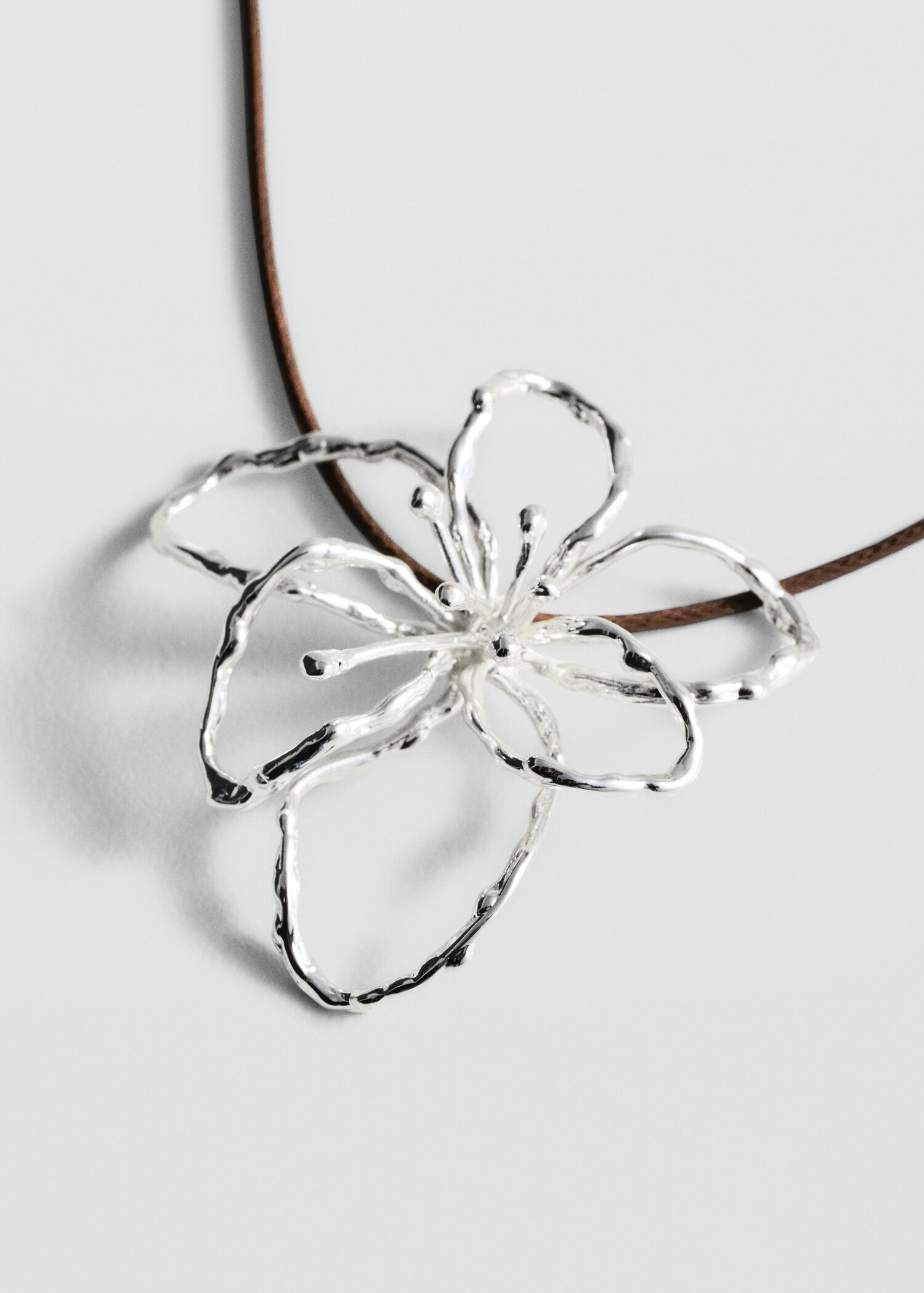 Collier cordon fleur - Détail de l'article 1